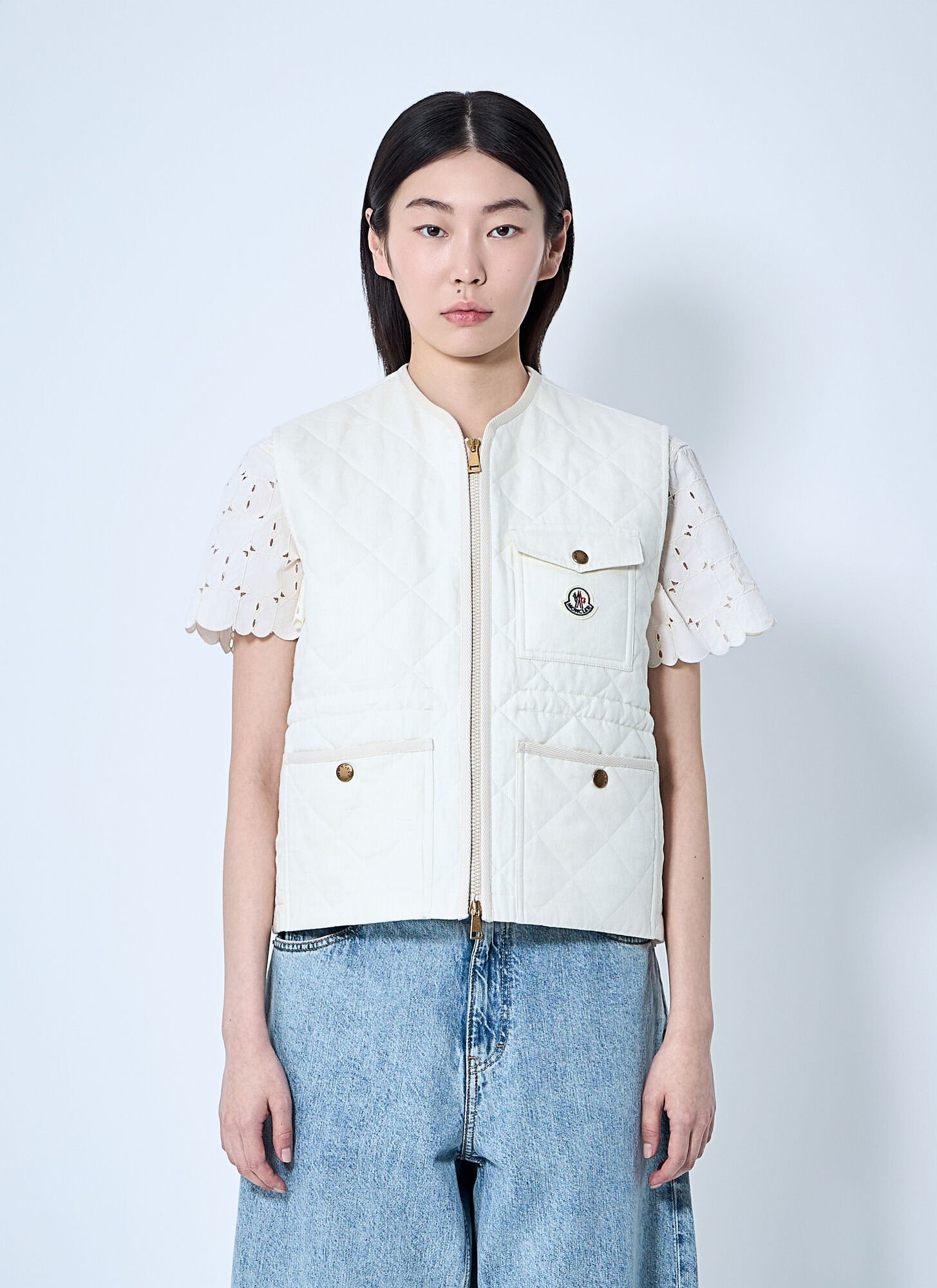 Moncler Vigny Diamond Quilted Linen Vest In Beige