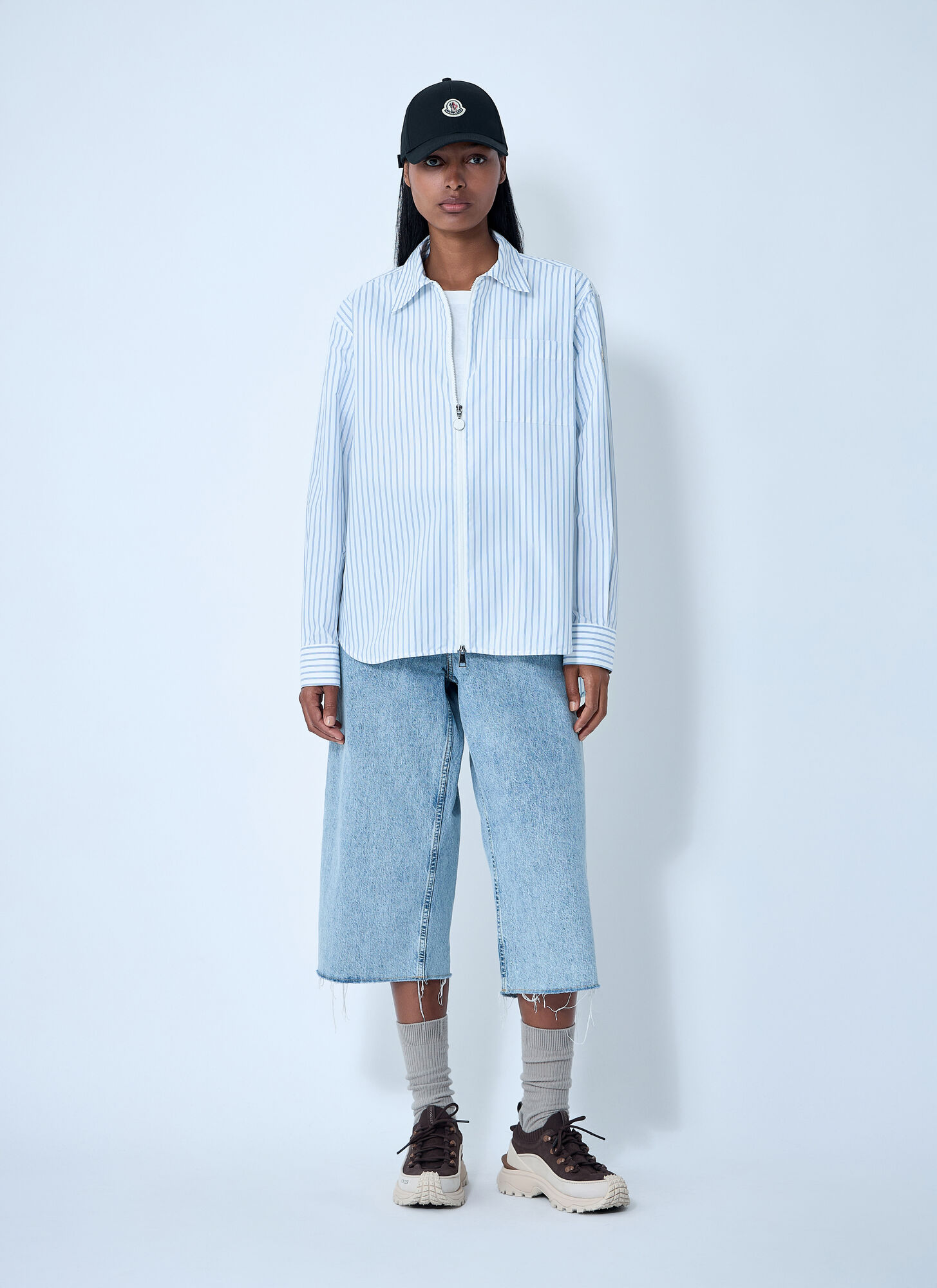  Moncler Moncler Striped Shirt With Logo Patch - Frau Hemden White L 