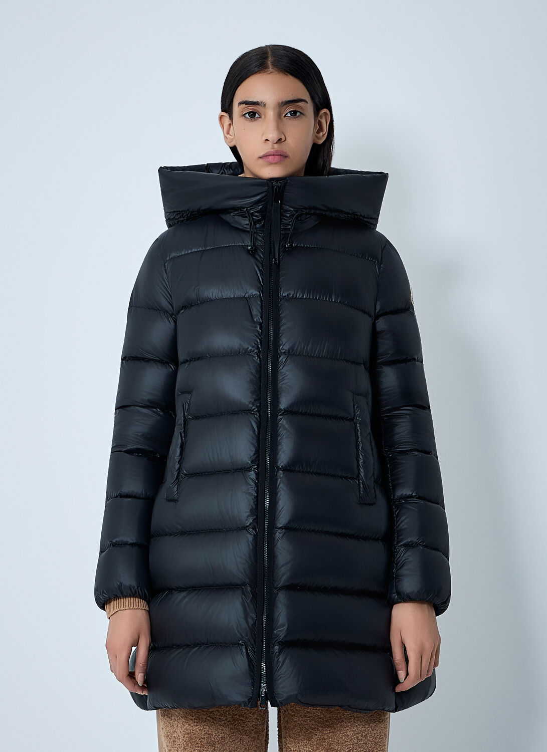 Moncler Suyenne Hooded Down Jacket In Blue