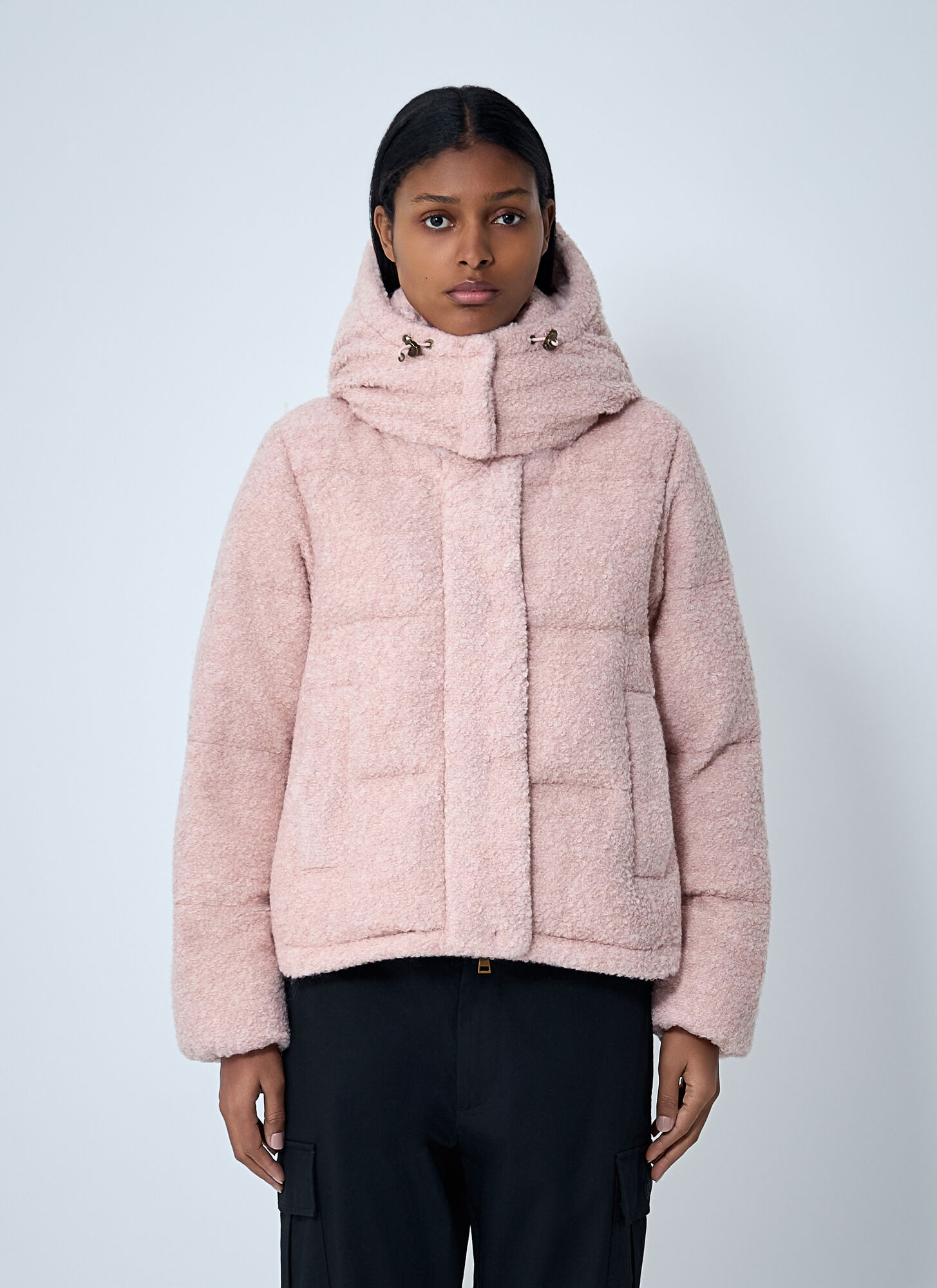 Moncler Virieu Puffer Jacket In Pink