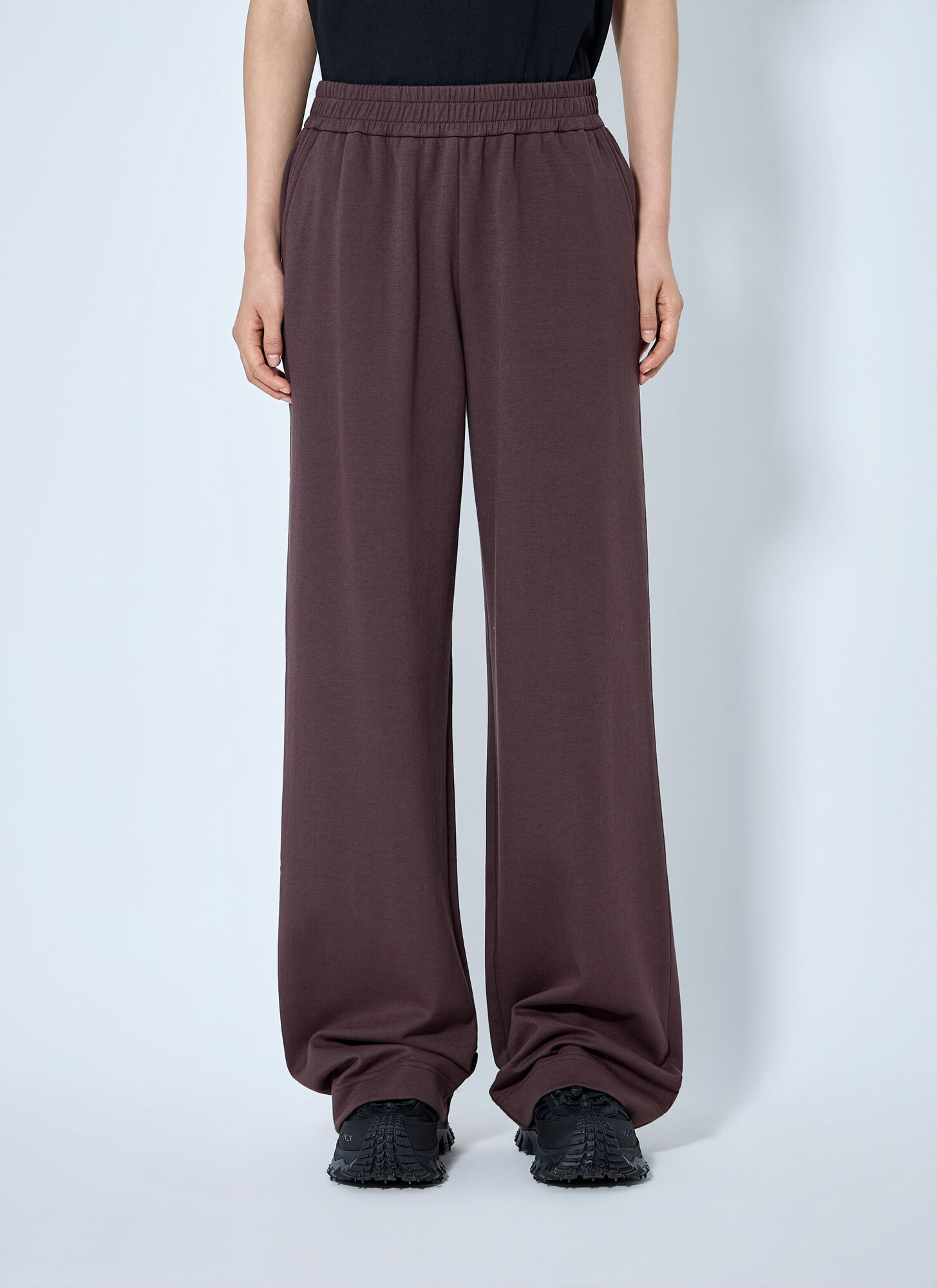 MONCLER Moncler Elasticated Waist Lounge Trousers - Woman Track Pants Brown M　モンクレール 伸縮性ウエスト ラウンジ パンツ - 女性 トラック パンツ ブラウン M
