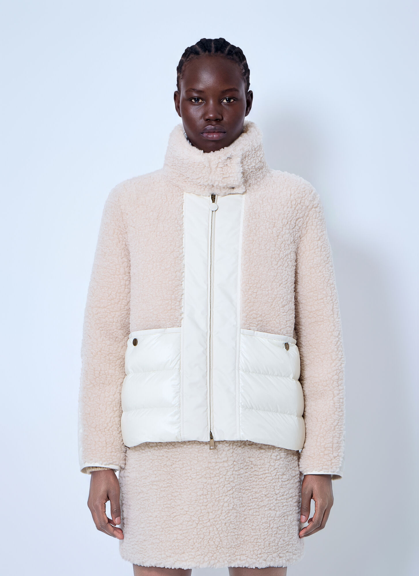 Moncler Glorieux Hooded Teddy Short Down Jacket for Women in White, Size: 24 - Image 2