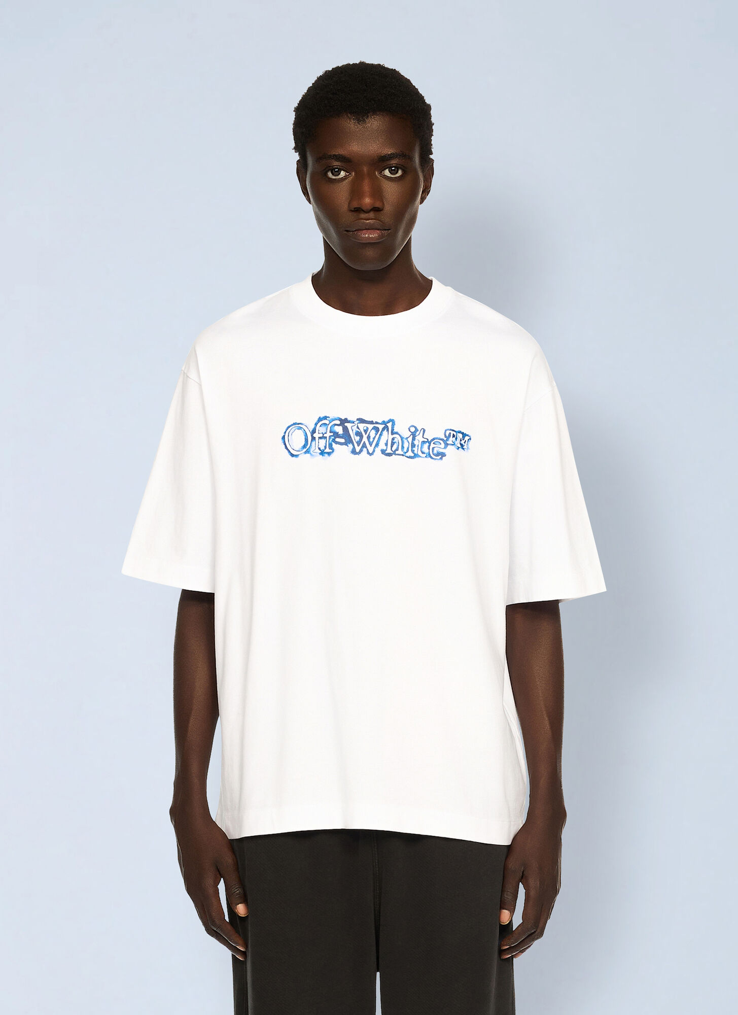 Off-White Men's White Off- Cloudy Arrow Skate Logo T-Shirt - Man T-Shirts L