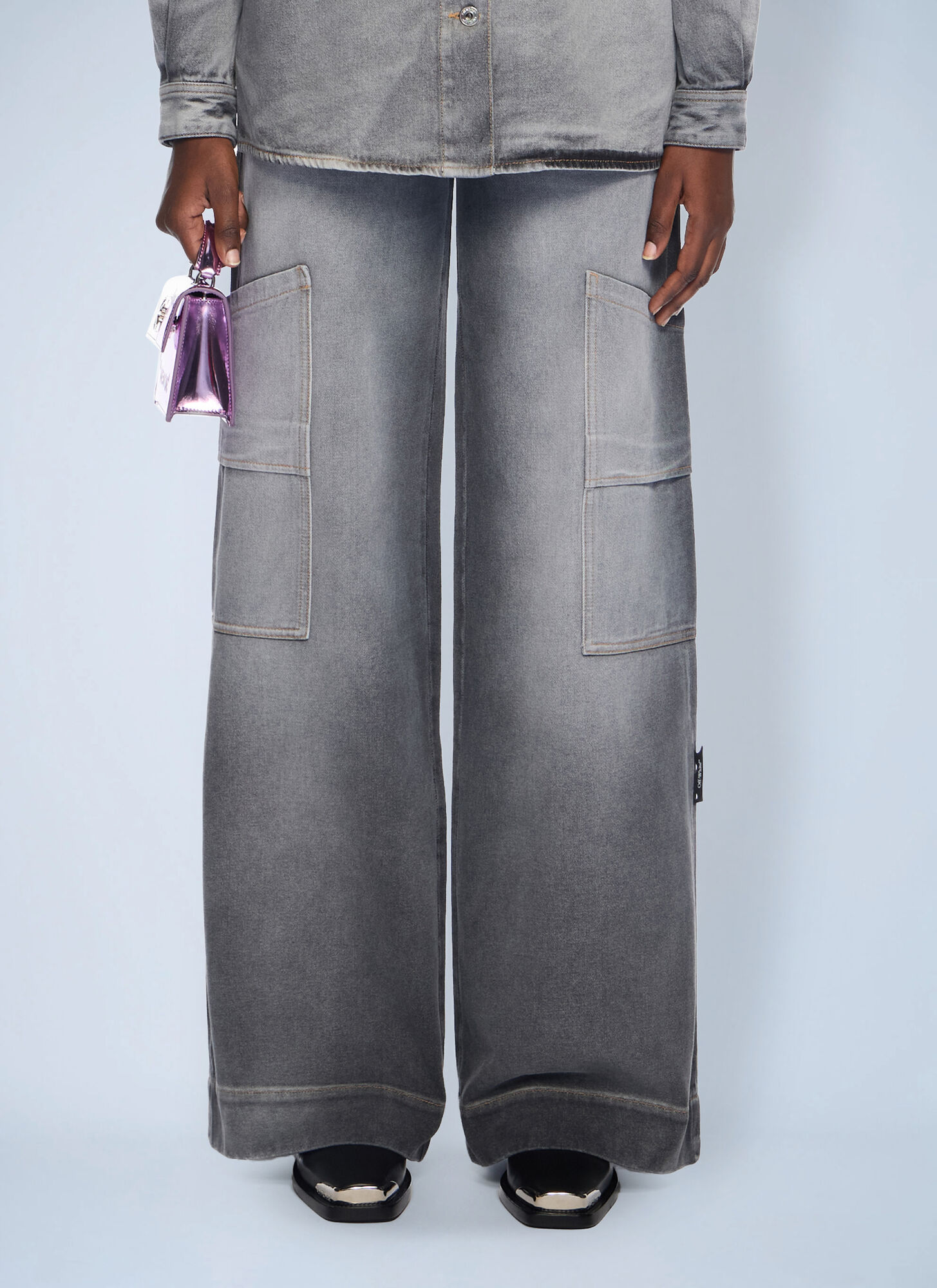 Off-White Women's Black Denim Toybox Cargo Pants - Woman Jeans 25