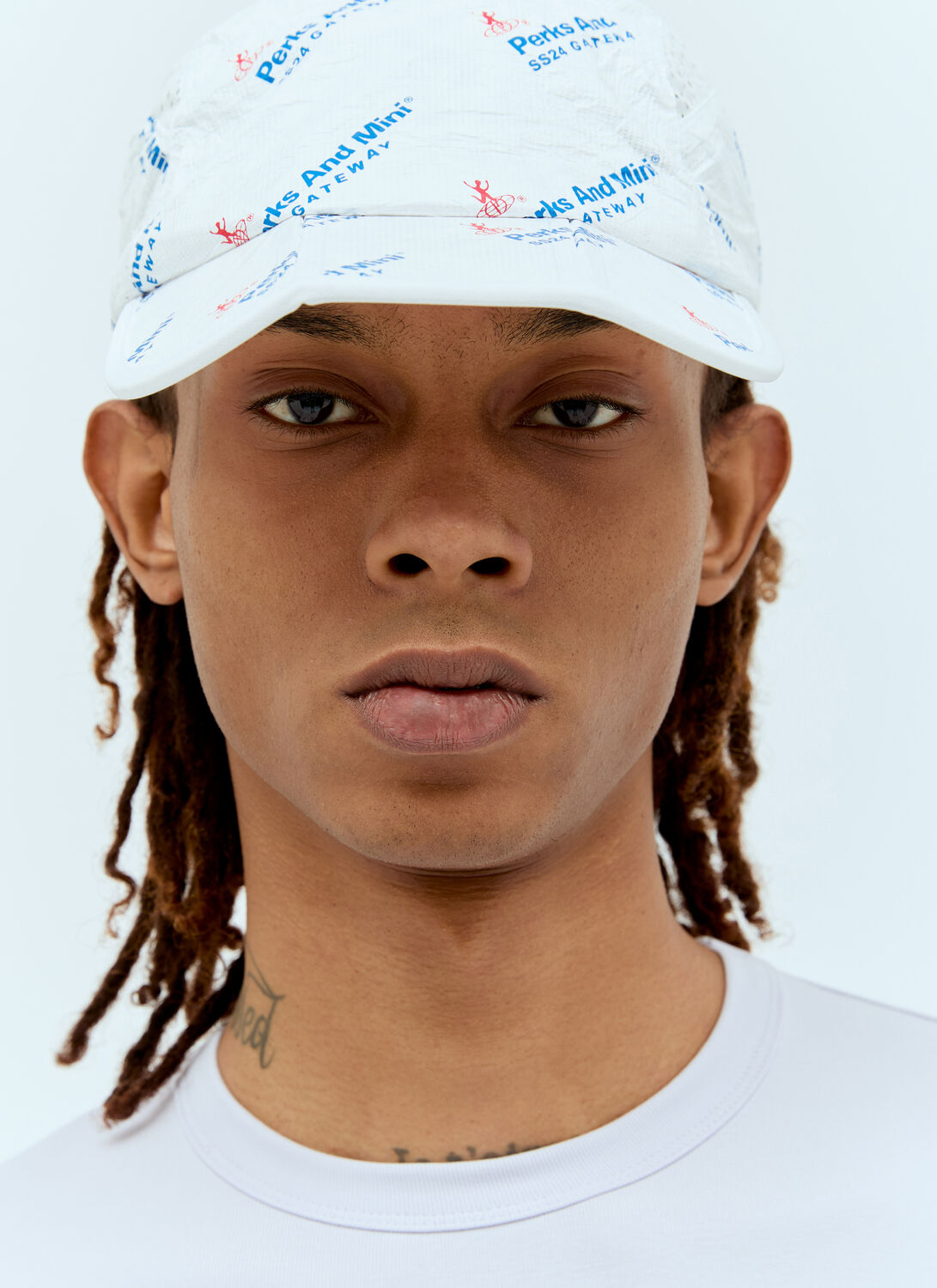 Shop Perks And Mini Wrapping Foldable Baseball Cap In White