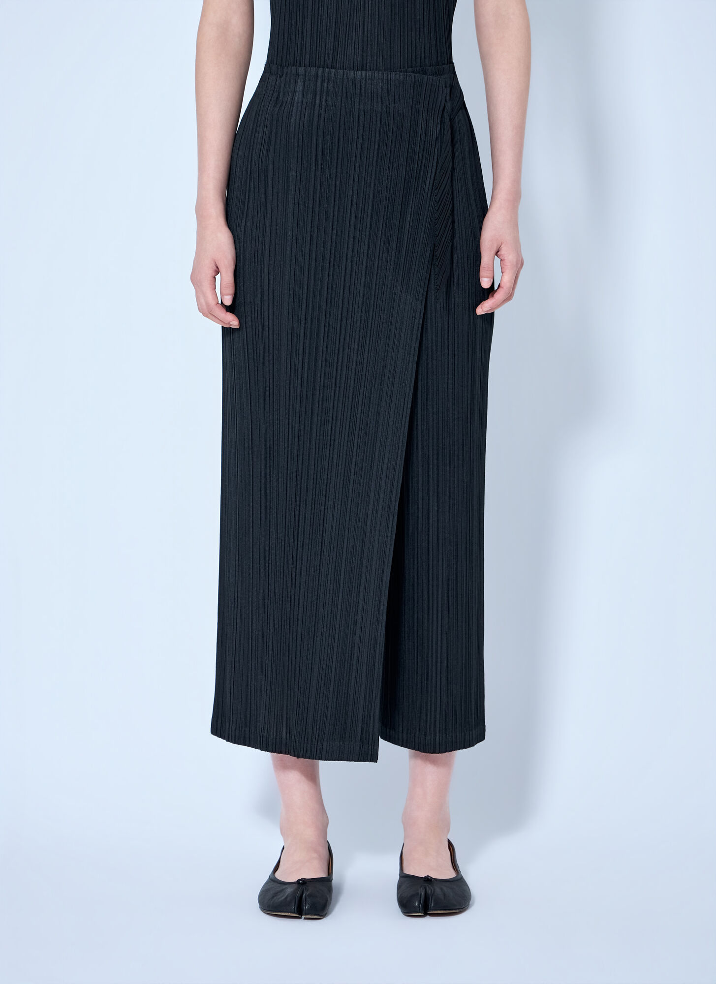 Pleats Please Issey Miyake Women's Black Pleated Wrap Skirt - Woman Pants 3