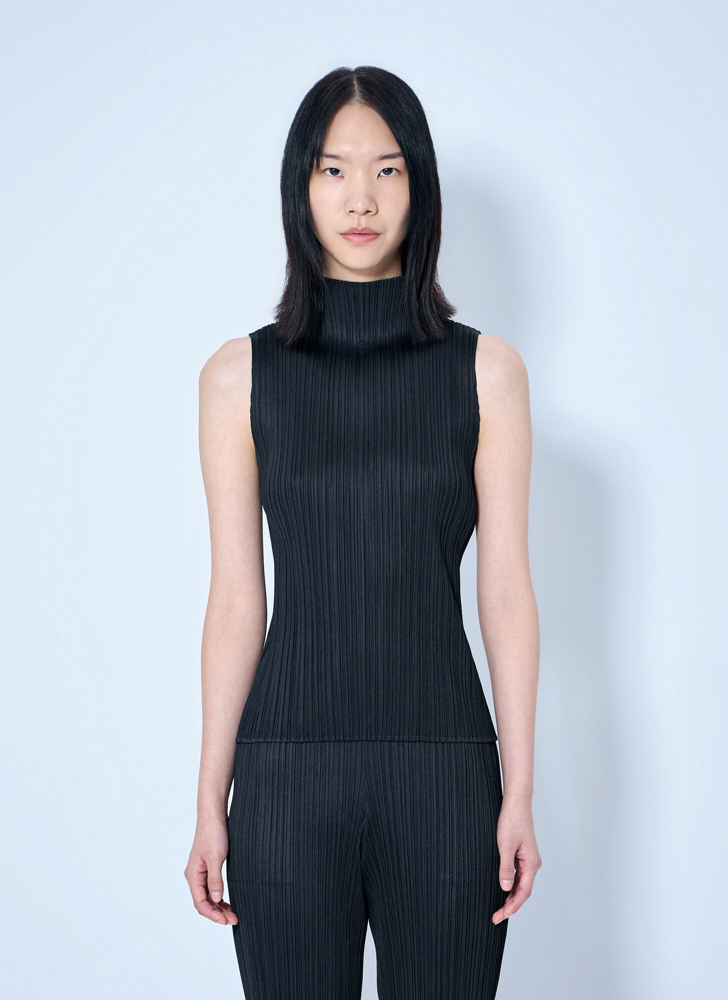 Pleats Please Issey Miyake Women's Black Sleeveless Ribbed High-Neck Top - Woman Tops 5