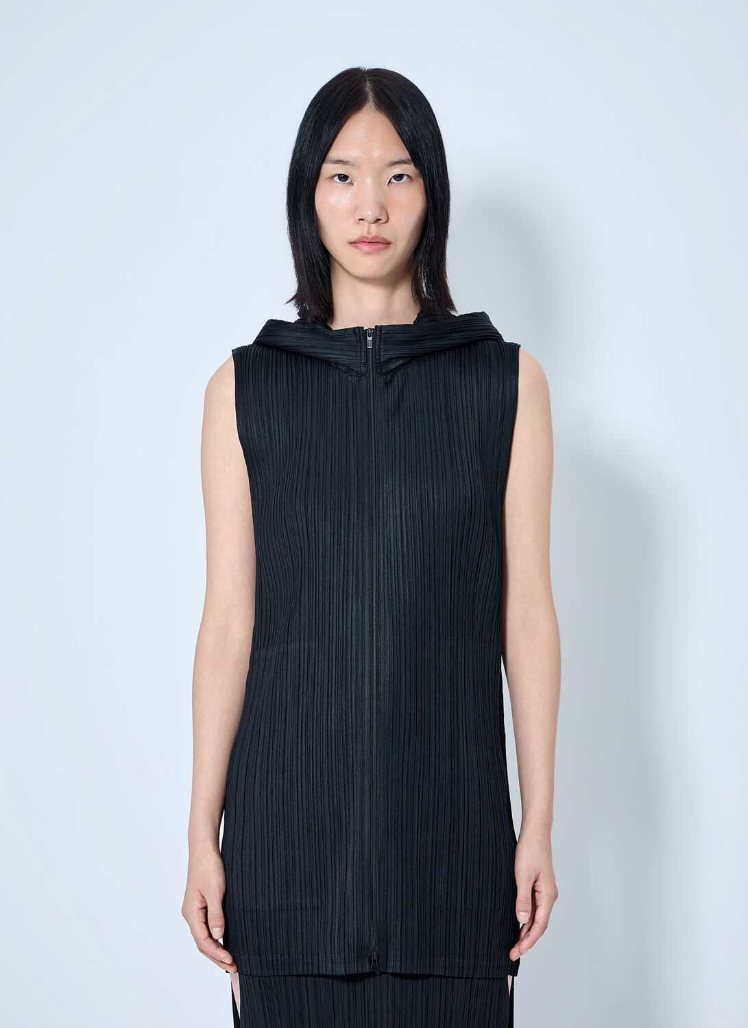 Pleats Please Issey Miyake Pleated Zip-front Sleeveless Tio - Woman Tops Black 5　プリーツ プリーズ イッセイ ミヤケ プリーツ ジップ フロント ノースリーブ ティオ - 女性 トップス ブラック 5 Pleats