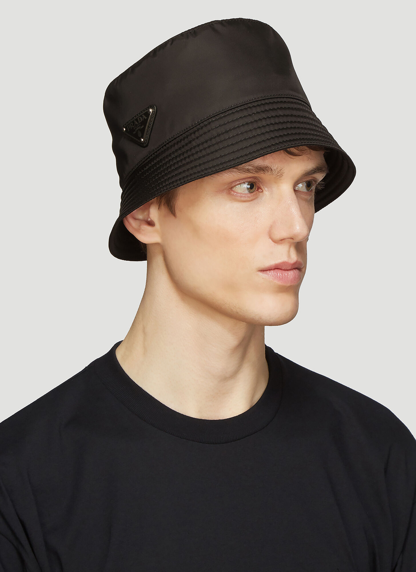  Prada Prada Nylon Logo Bucket Hat - Mann Hats Black L 