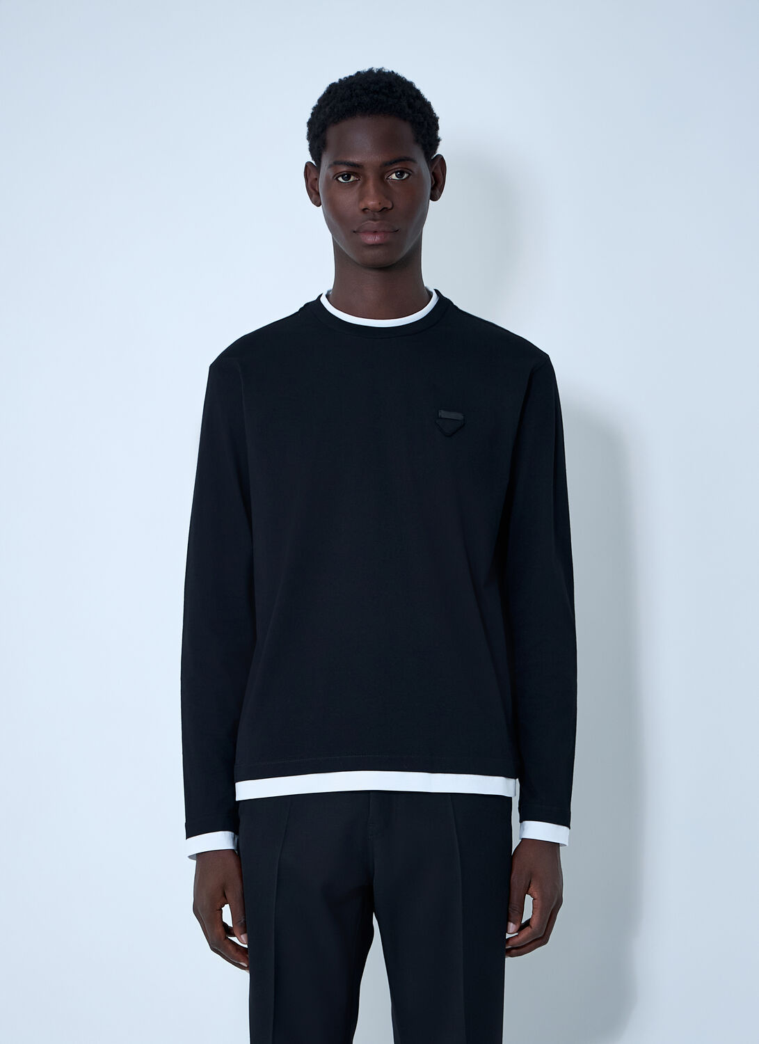 Prada Men Logo Motif T-shirt In Black