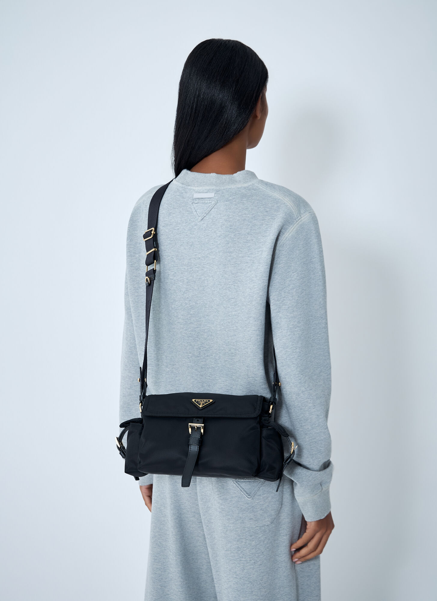  Prada Prada Medium Re-nylon Explore Shoulder Bag - Frau Schultertaschen Black One Size 