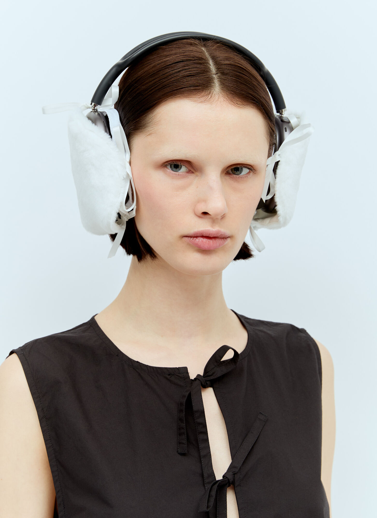  Praying Praying Furry Headphones Cover - Frau Collectibles White One Size 