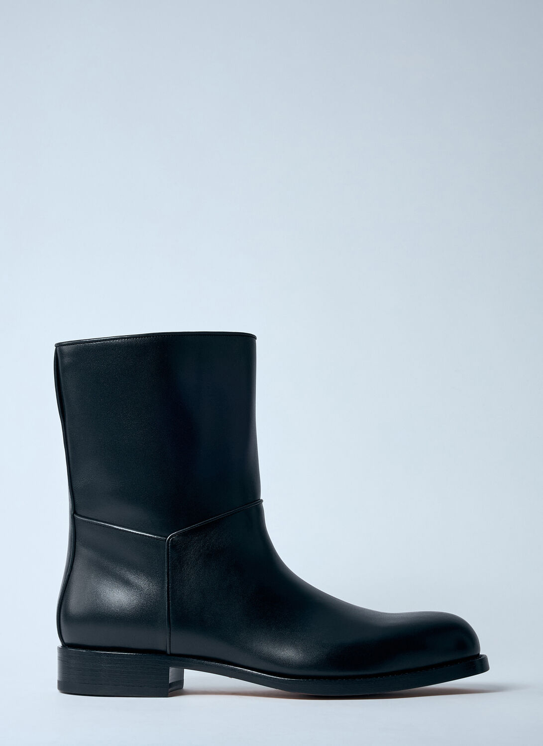 The Row Nobilis Leather Boots In Black