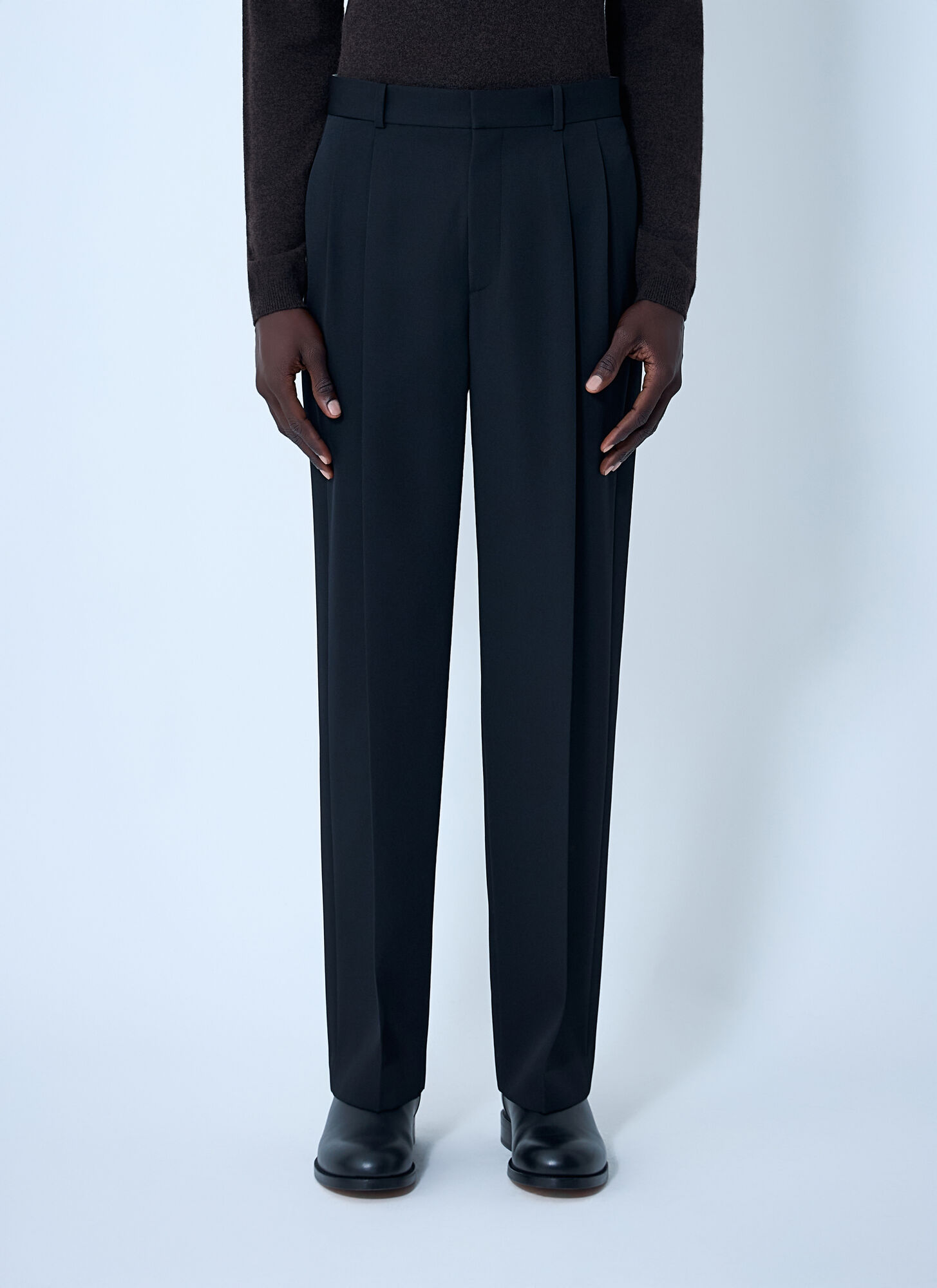 The Row Zev Wool Pants In Black