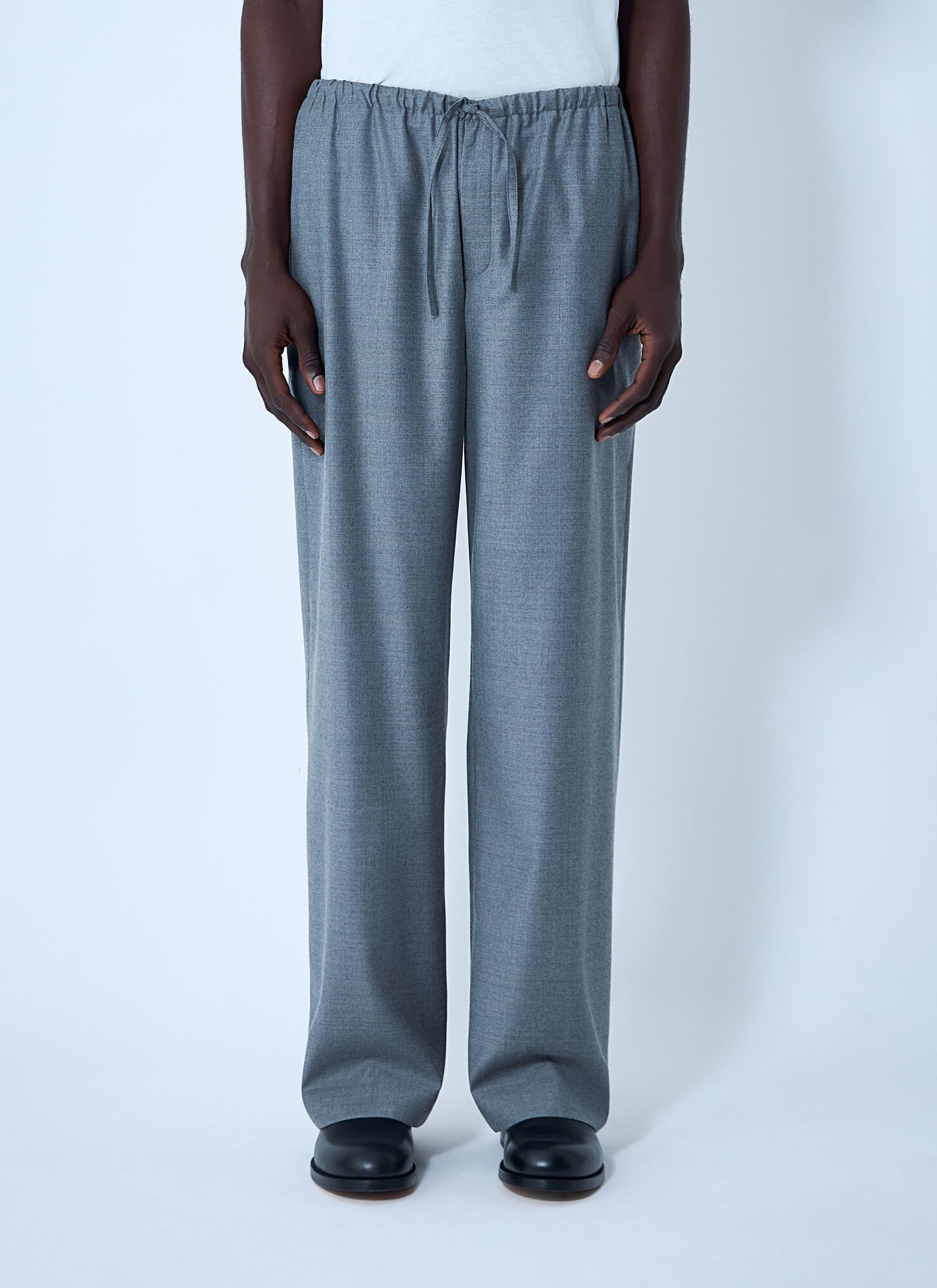 The Row Xon Wool Pants In Gray