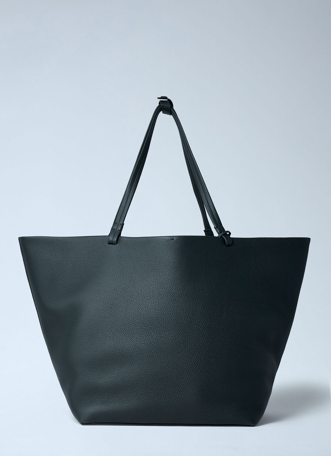 The Row Xl Park Tote Bag In Black