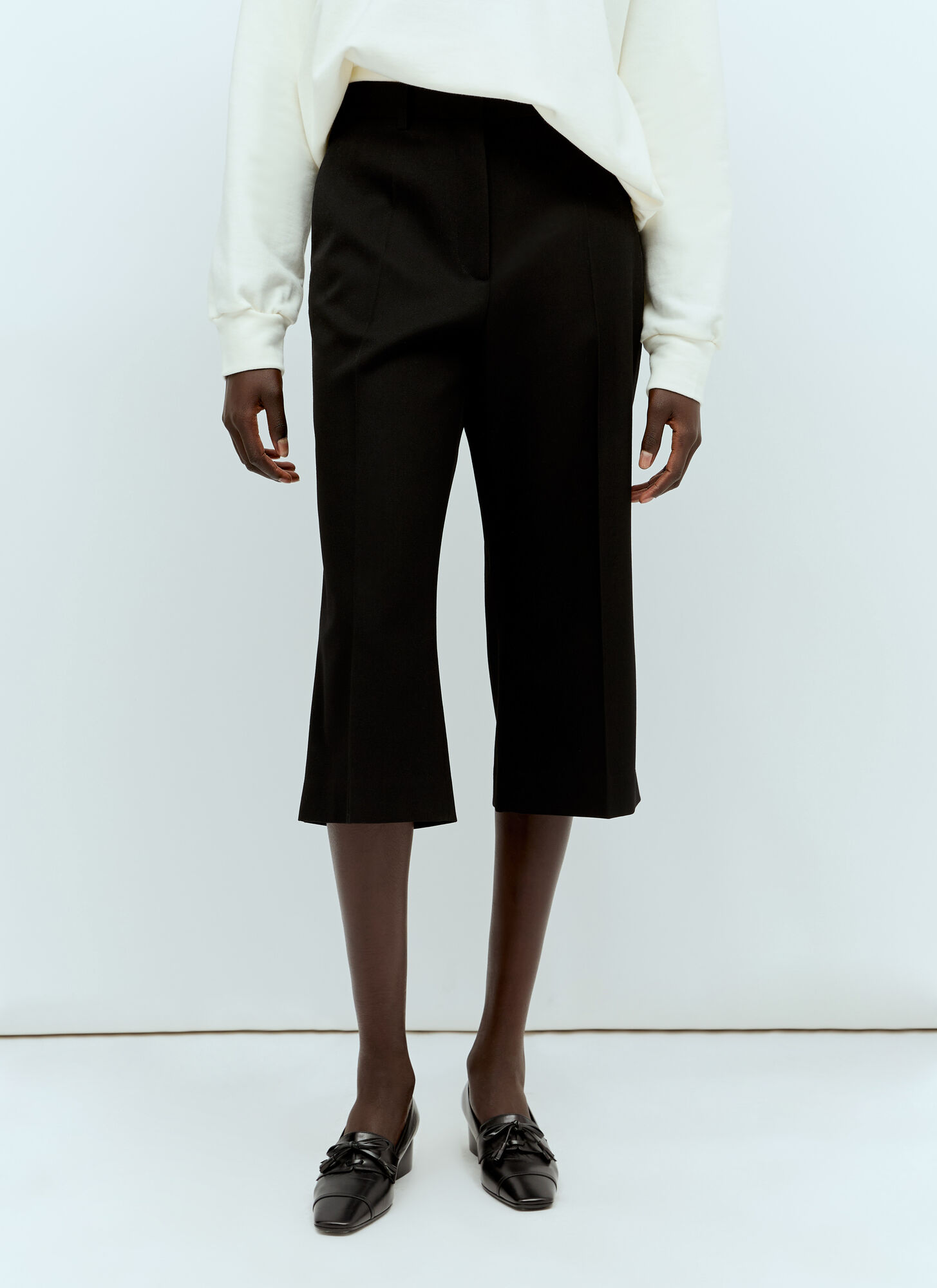 Shop The Row Gandine Cropped Pants In Black