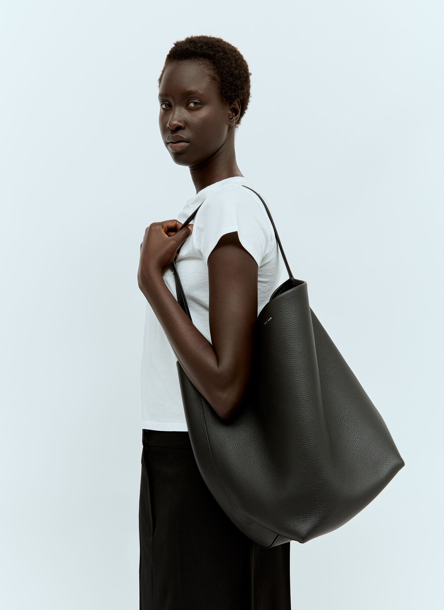 The Row Large N/s Park Tote Bag In Black
