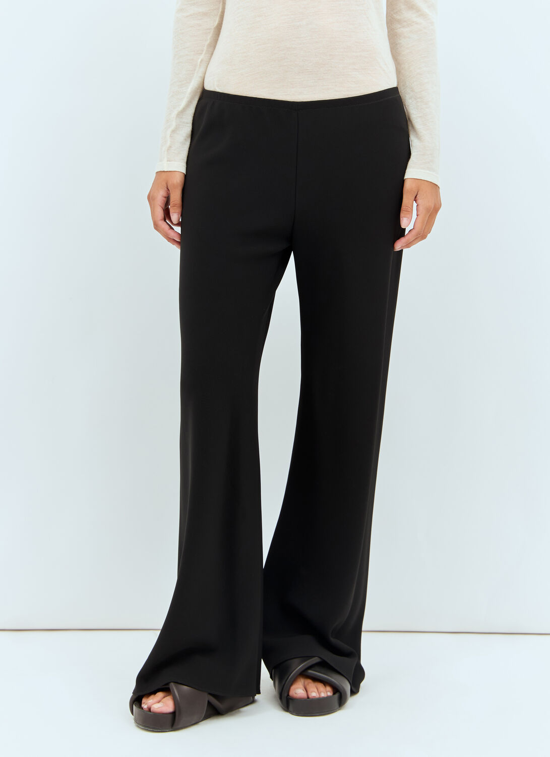 The Row Gala Pants In Black