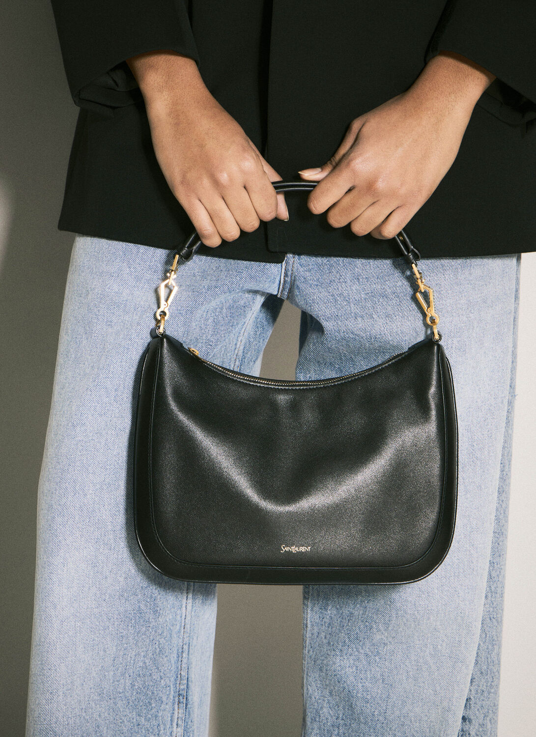 Saint Laurent Caligola Bag In Black