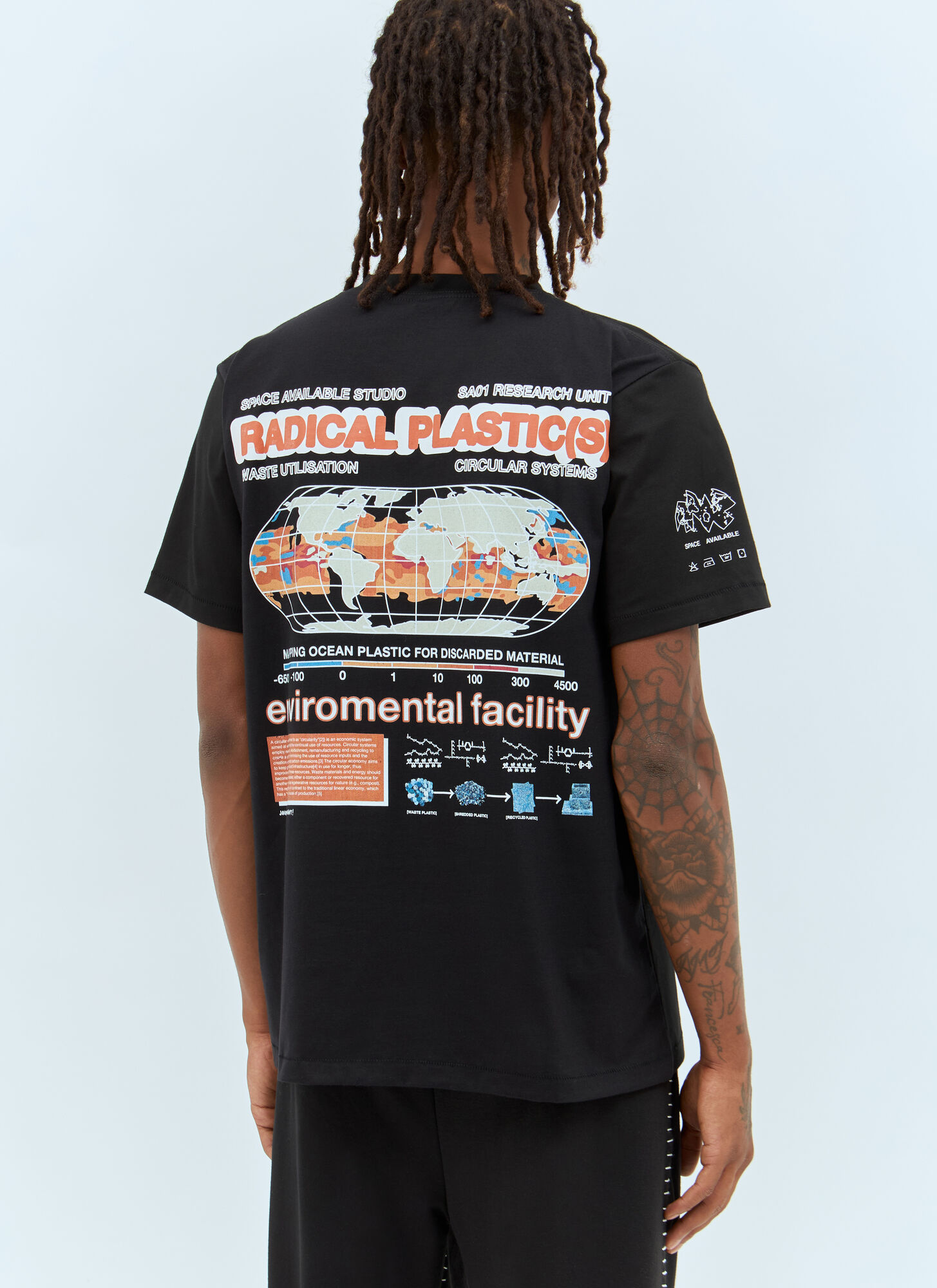  Space Available Space Available Radical Plastic T-shirt - Mann T-shirts Black S 