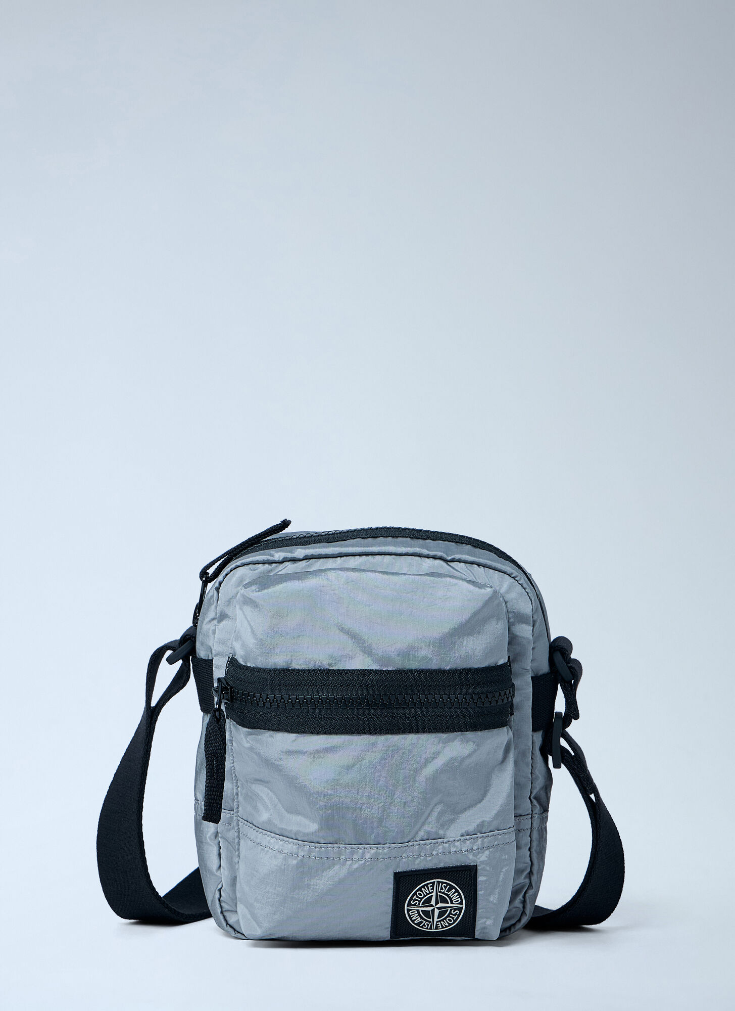 Stone Island Logo Motif Crossbody Bag - Man Crossbody Bags Grey One Size　Stone Island ロゴモチーフ クロスボディ バッグ - 男性 クロスボディ バッグ グレー フリー サイズ Stone
