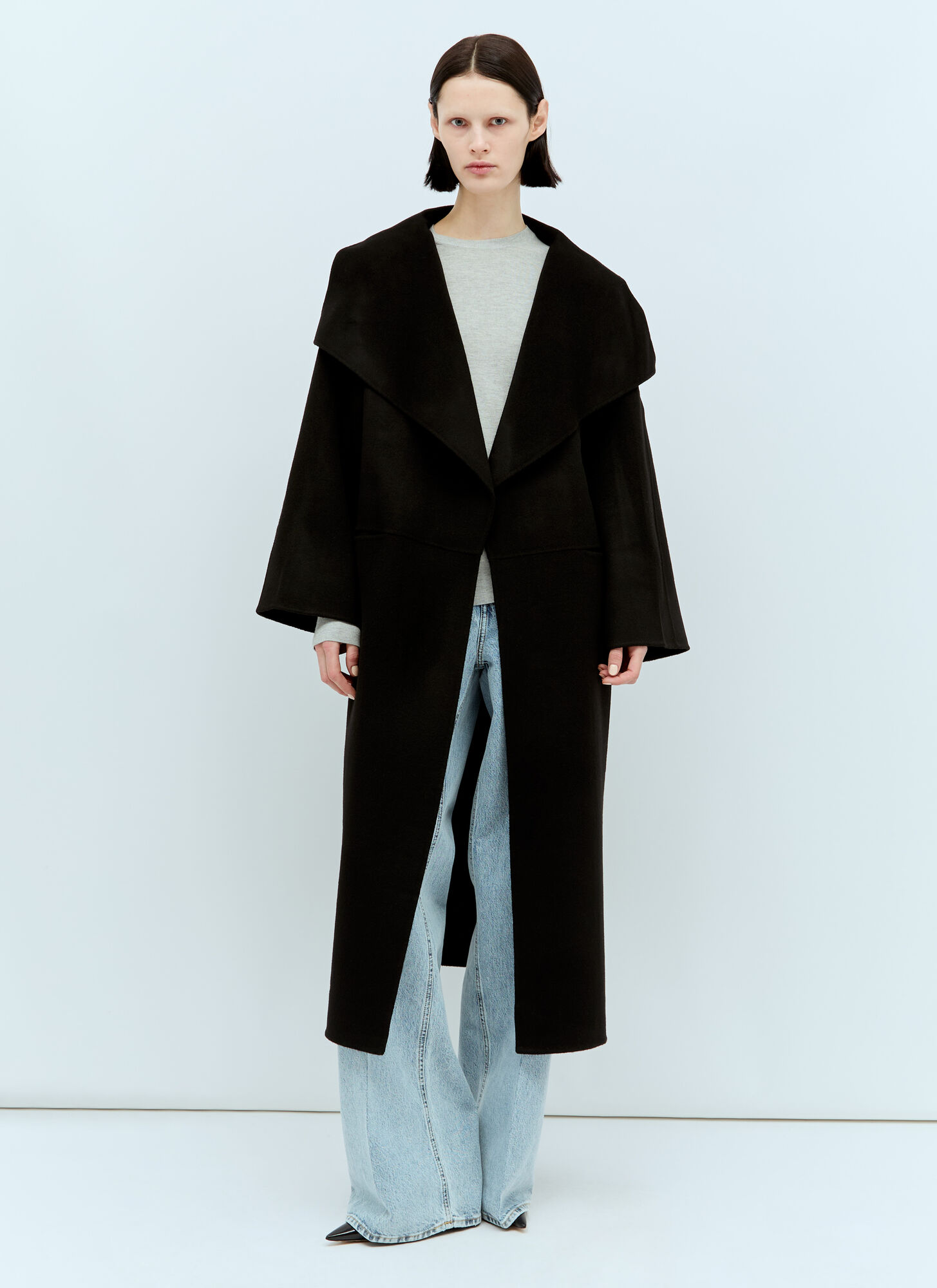 Shop Totême Signature Wool-cashmere Coat In Black