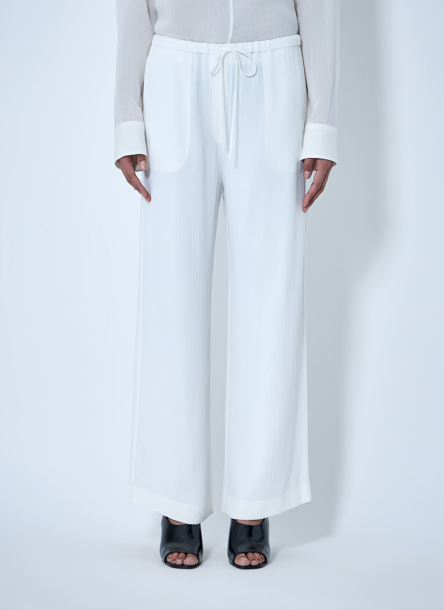 Toteme TOTEME Wide-leg Trousers With Drawstring Waist - Woman Pants White Fr - 32　TOTEME ドローストリングウエスト付きワイドレッグパンツ - 女性パンツ ホワイト F