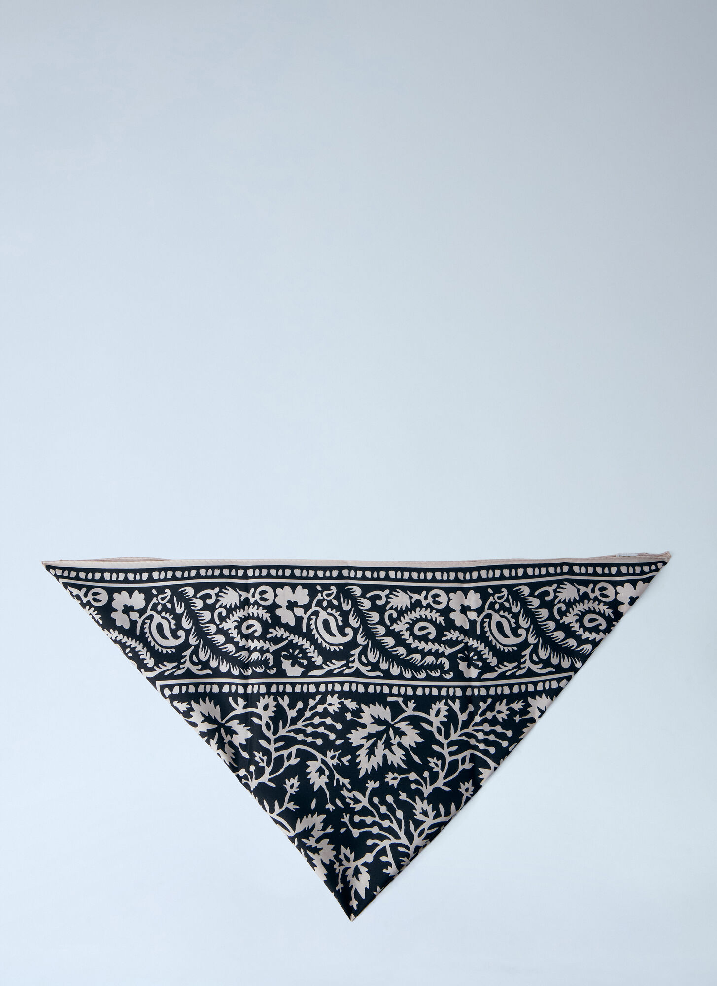 Toteme TOTEME Patterned Bandana Scarf - Woman Scarves Black One Size　TOTEME パターン バンダナ スカーフ - 女性スカーフ ブラック フリー サイズ