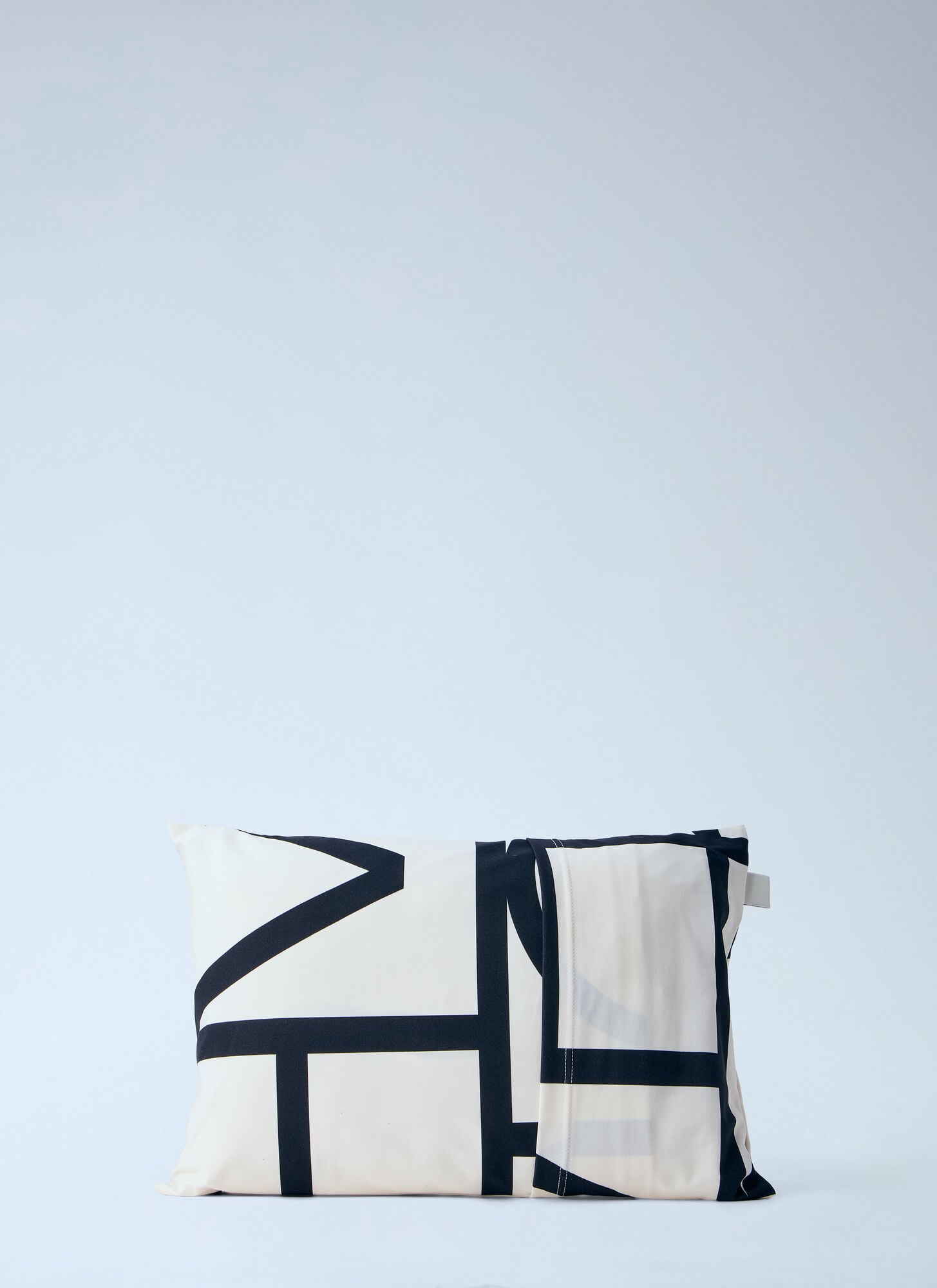  Toteme Toteme Monogram Pillow - Frau Textiles White One Size 