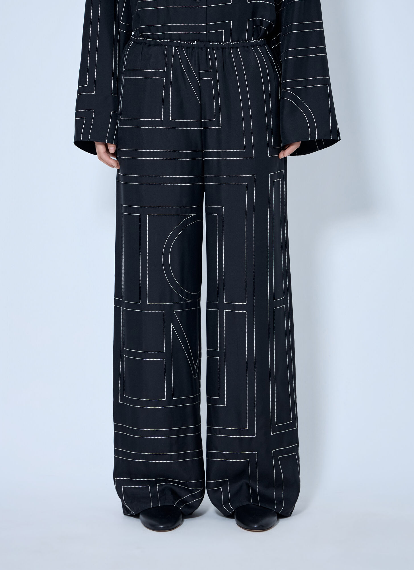 Toteme Women's Black Monogram Silk Pj Pants - Woman Pants Fr - 38