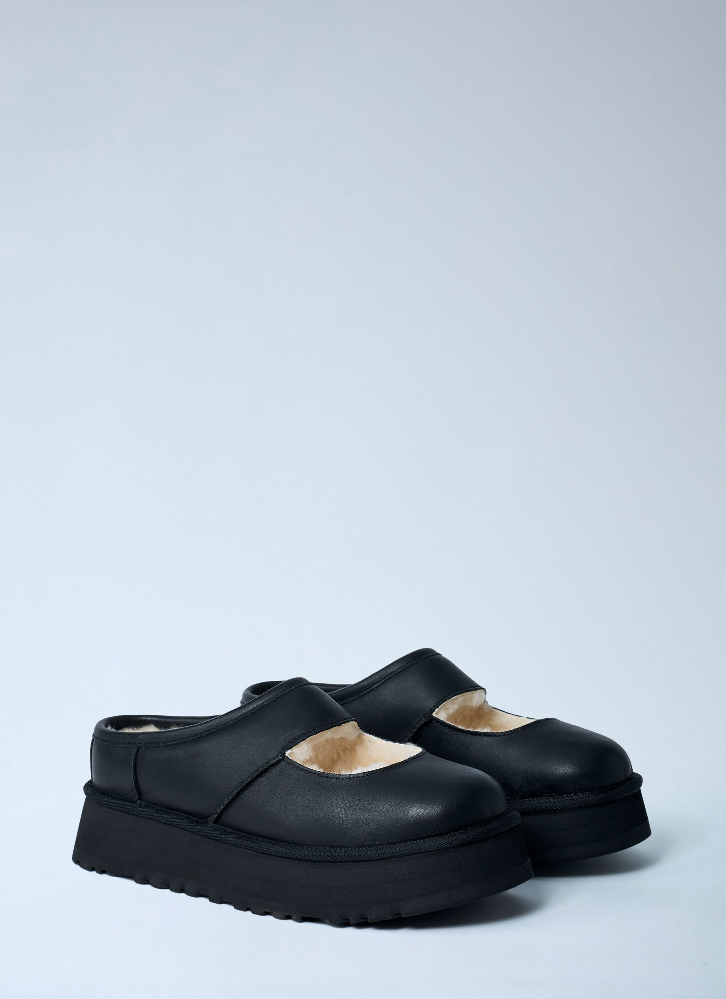  Ugg Ugg May Jane Bea Leather Shoes -  Slipper Black Us - 10 