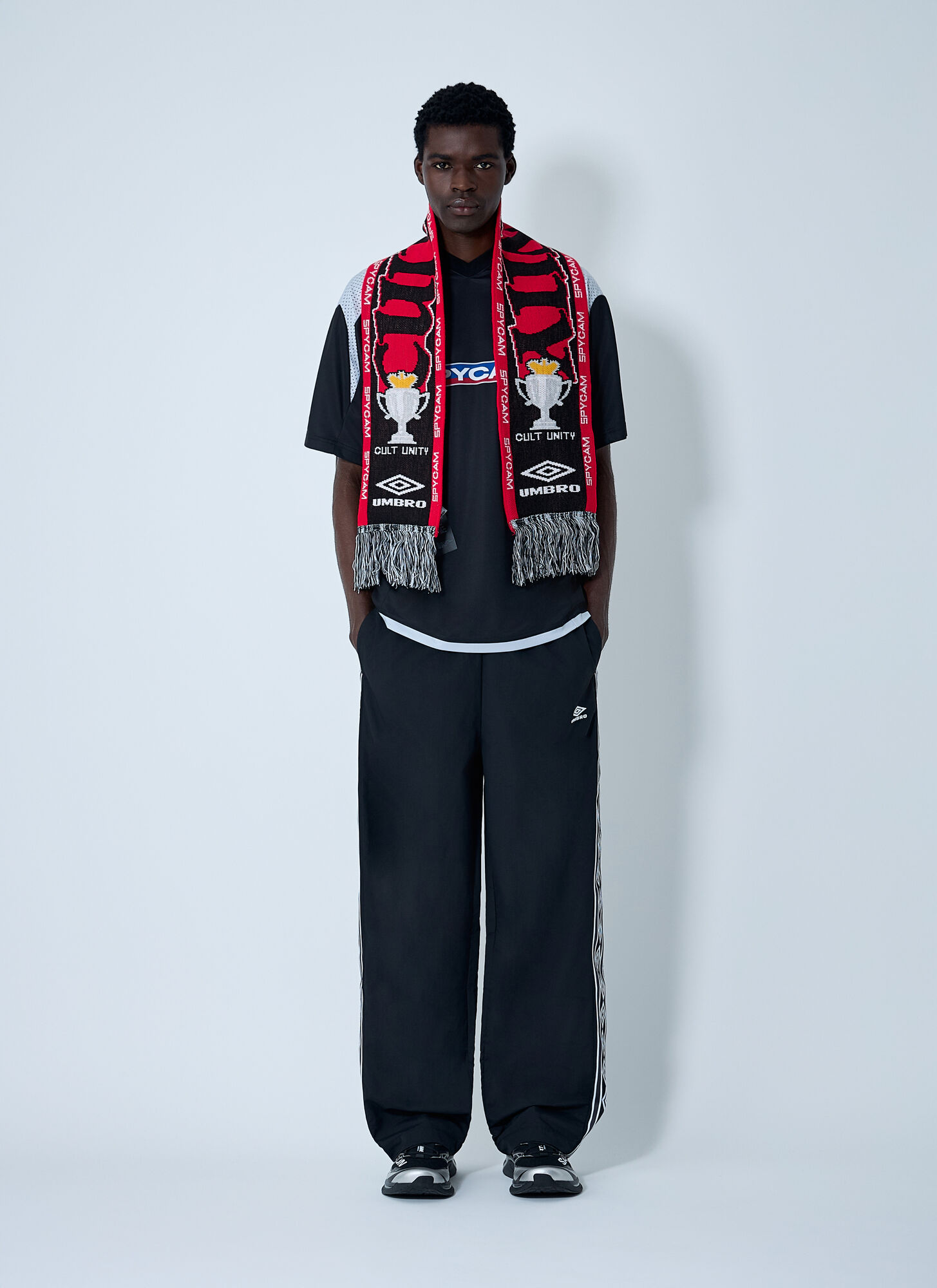  Umbro Umbro Og Tape Track Pants - Mann Trainingshosen Black M 