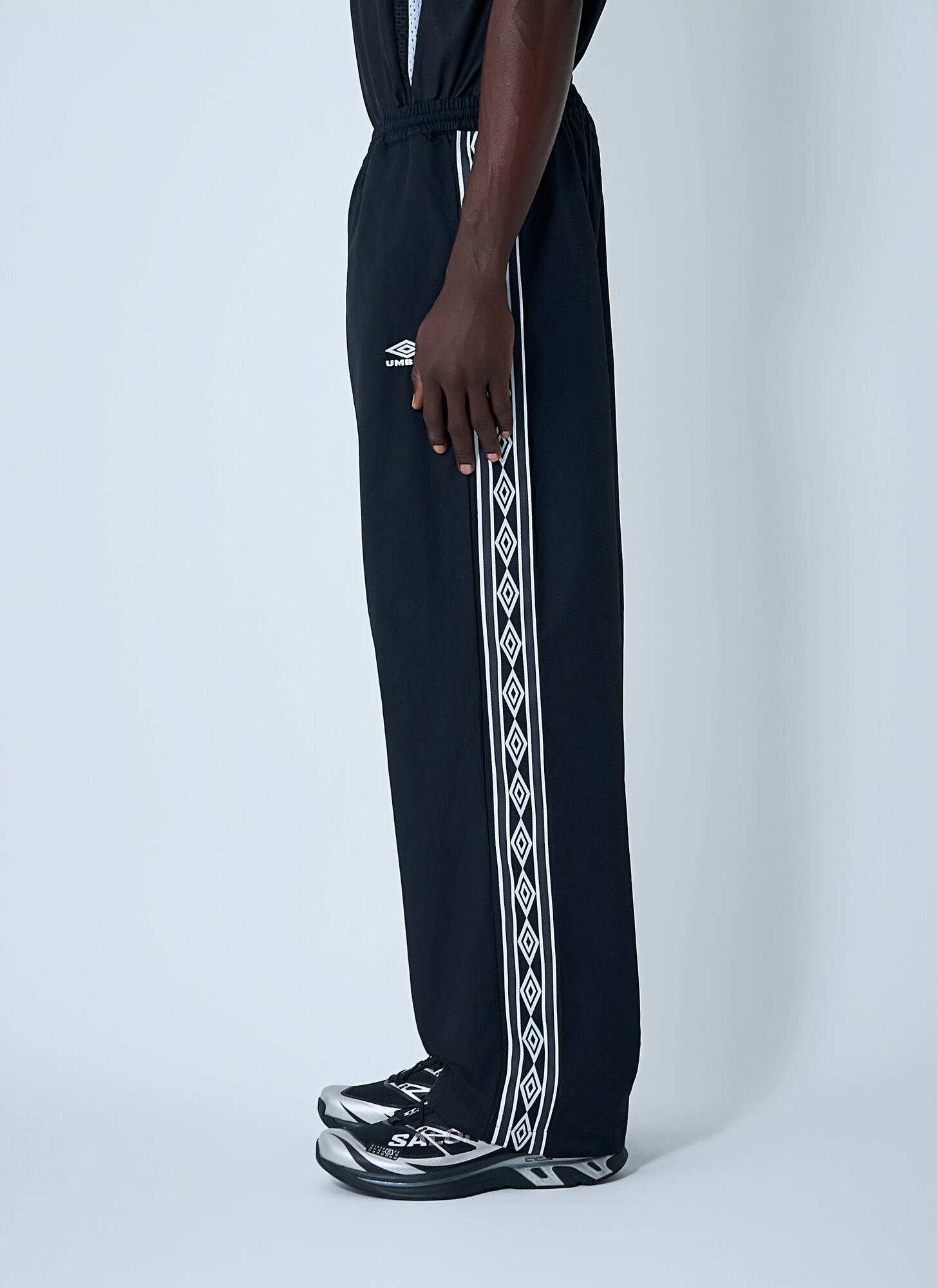 Umbro Umbro Og Tape Track Pants - Mann Trainingshosen Black M 