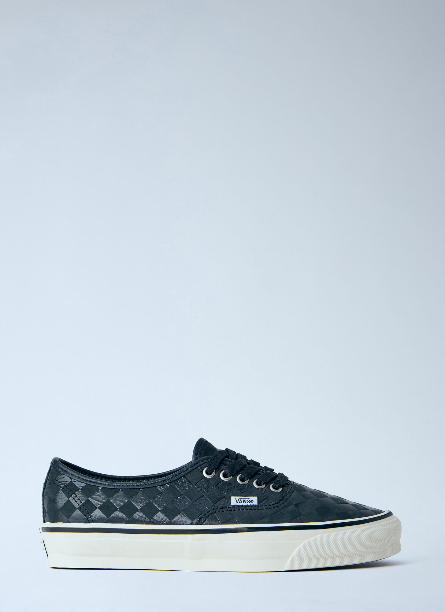 Vans Unisex Black Lx Authentic 44 Sneakers - Sneakers Us - 07