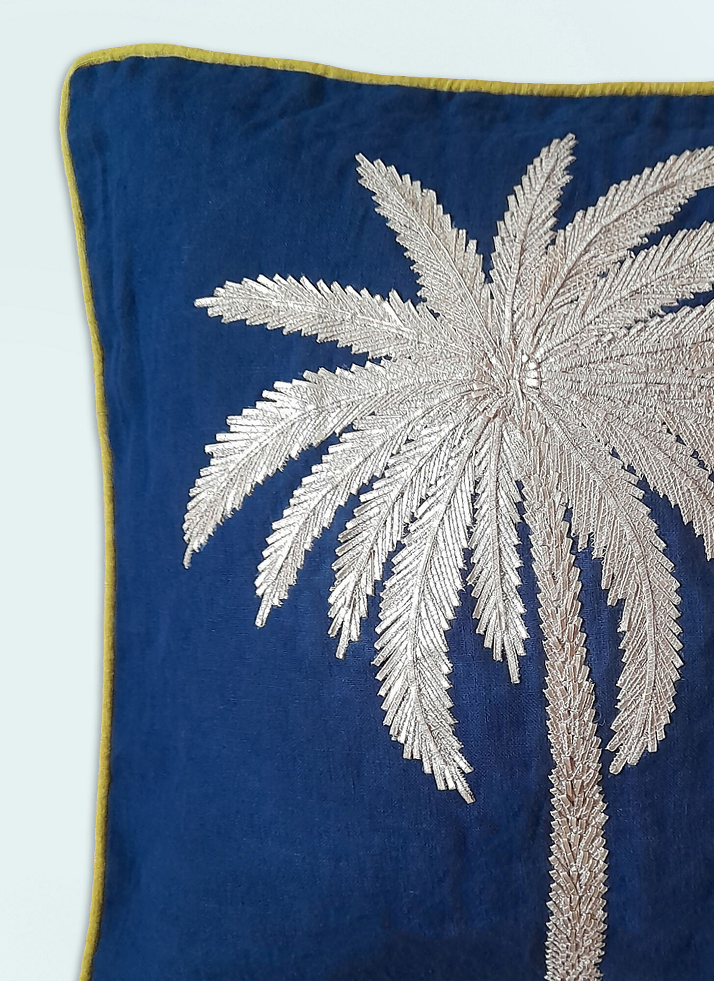  Les Ottomans Les Ottomans Palms Embroidered Cushion -  Textiles Blue One Size 