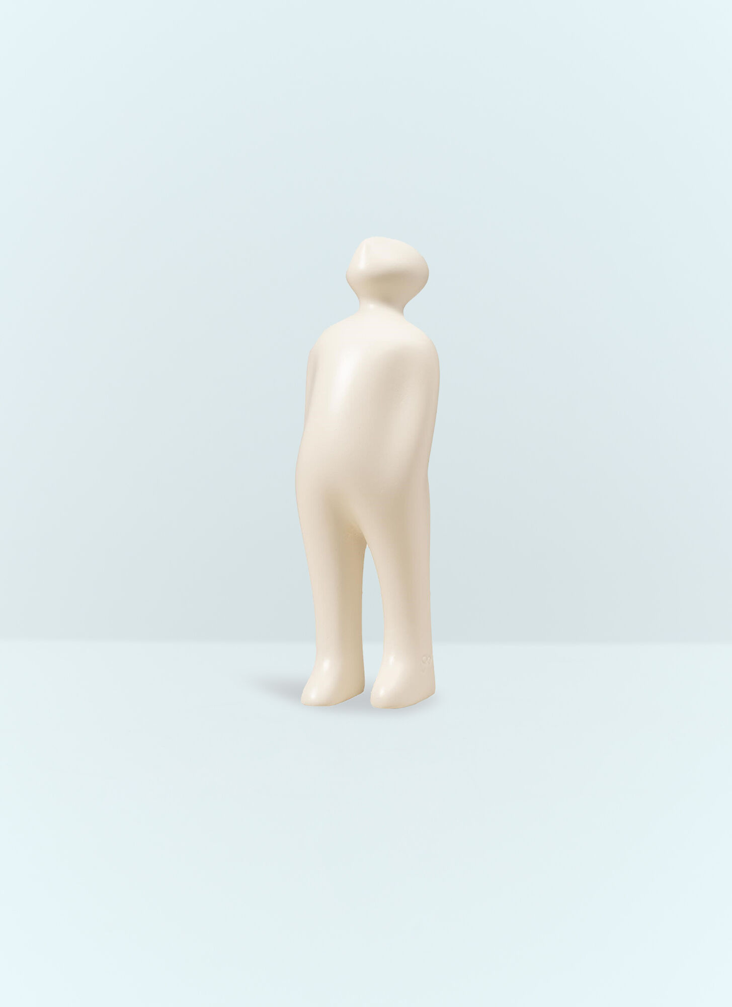 Gardeco Unisex Cream The Visitor Small - Decorative Objects One Size