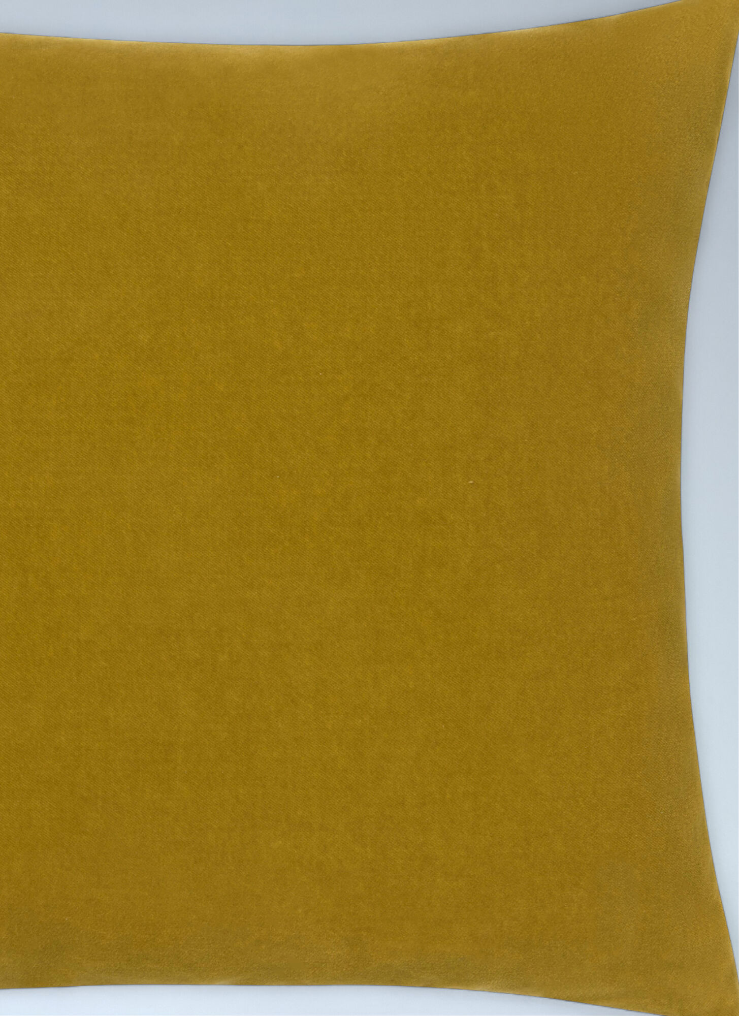  Christina Lundsteen Christina Lundsteen Velvet Cushion -  Textiles Gold One Size 