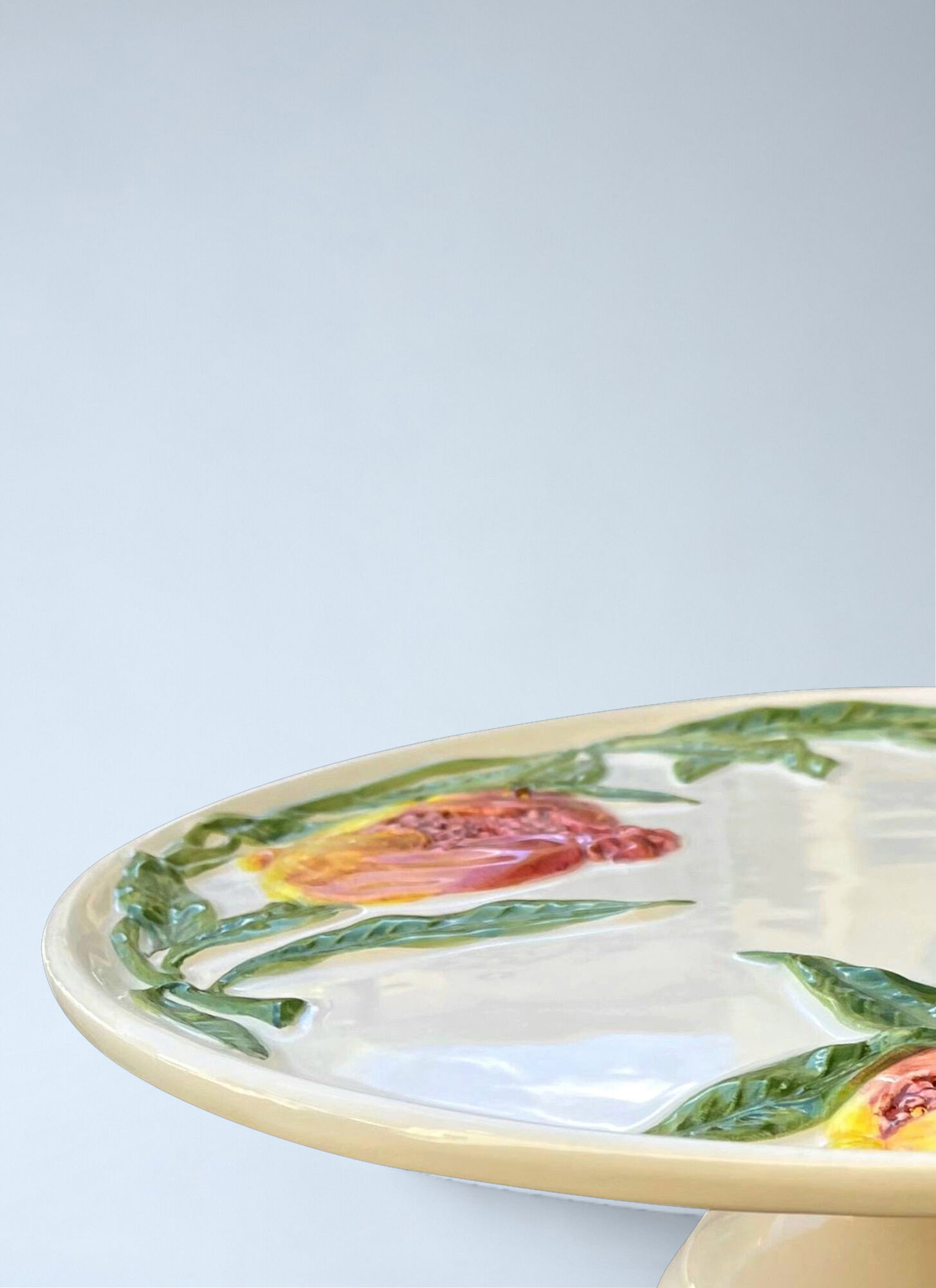  Les-ottomans Les-ottomans Embossed Ceramic Cake Stand -  Kitchen  Multicolour One Size 