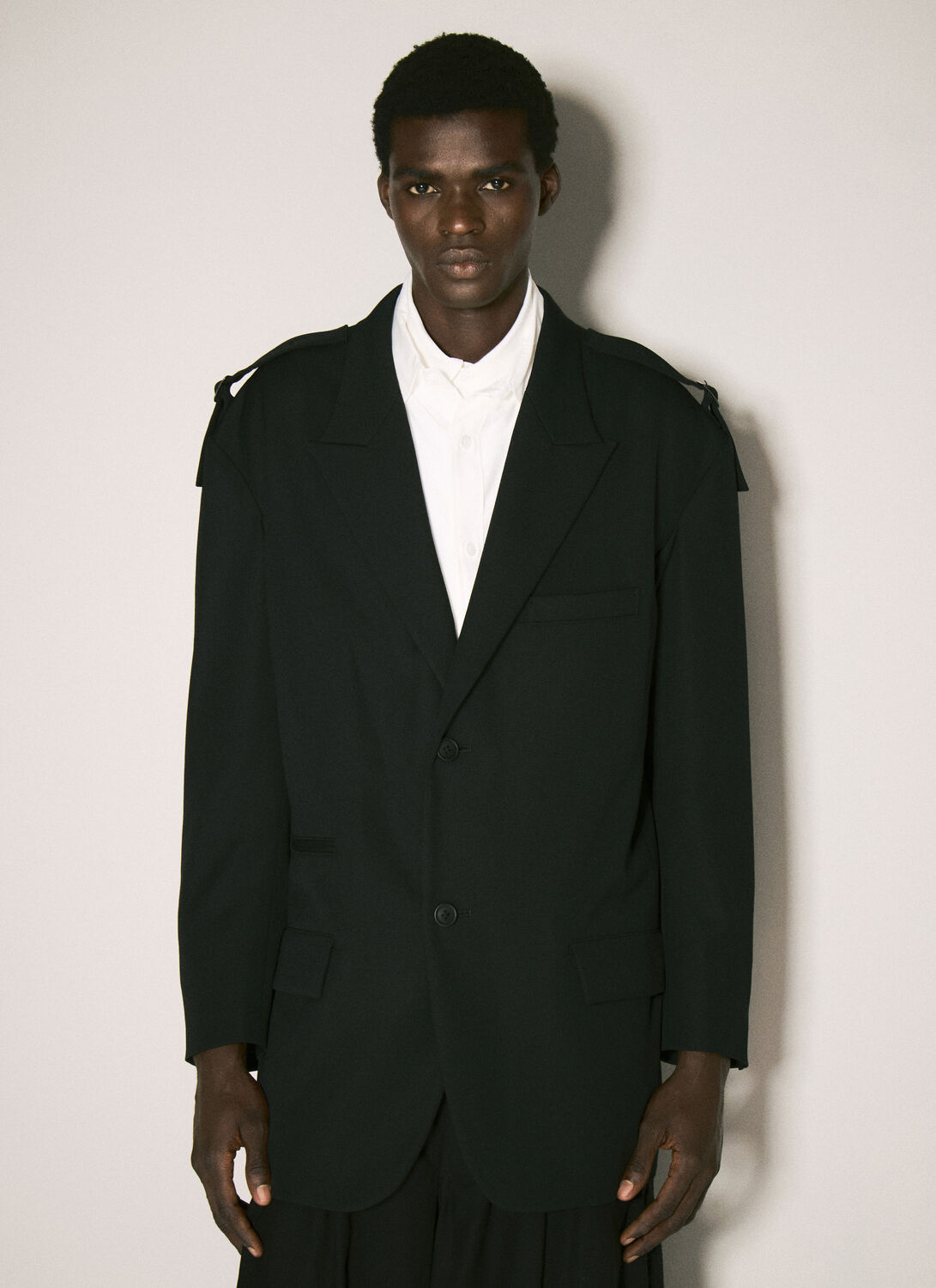 Yohji Yamamoto Single-breasted Blazer With Strap Detail In Black