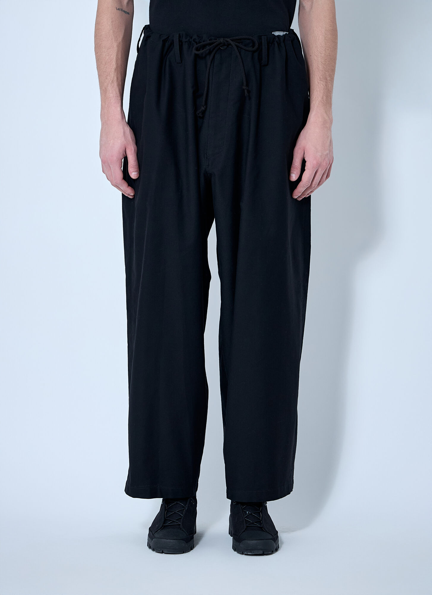 Yohji Yamamoto Drawstring-waist Trousers In Black