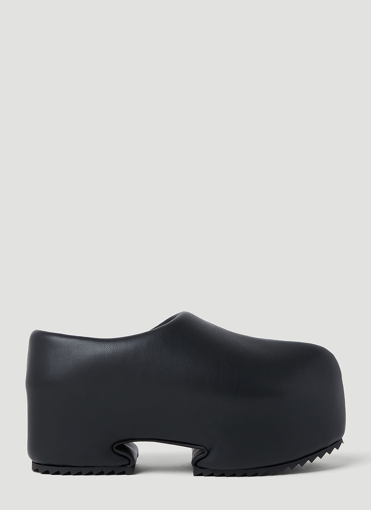 Yume Yume Black Platform Clogs In Black