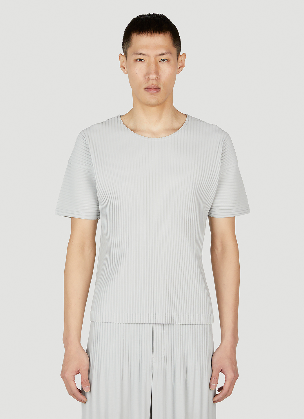 Homme Plissé Issey Miyake Men's Classic T-Shirt in Grey LN-CC®