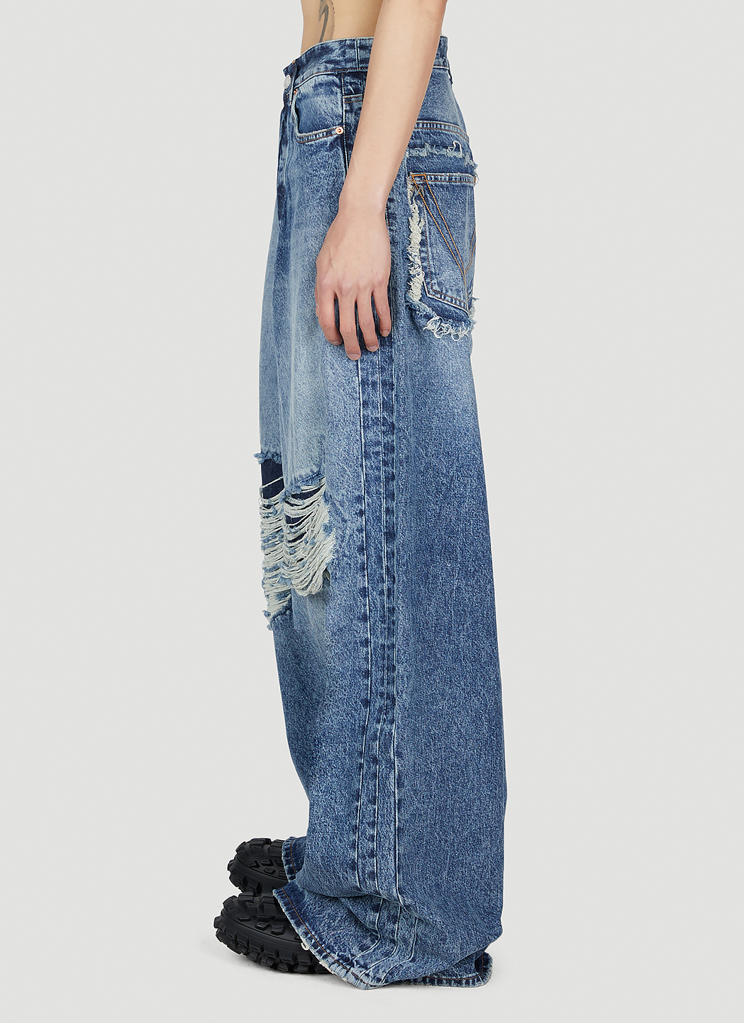 パンツ vetements 23ss wide distressed denim VETEMENTS Distressed Baggy Jeans | Smart Closet