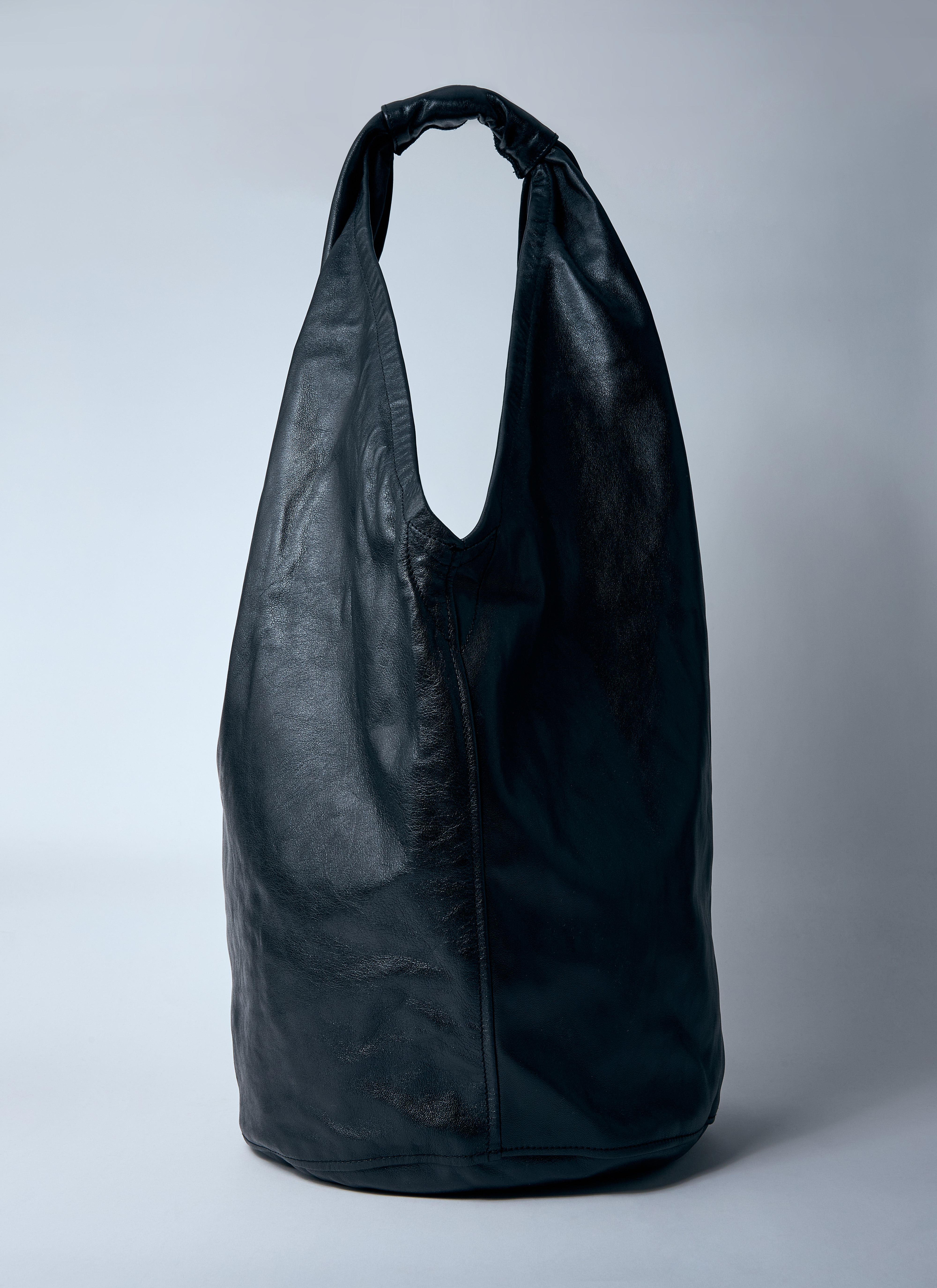 バッグ Our Legacy Drip Bag Our Legacy Drip Malleable Tote Bag en Black pour homme | LN-CC®