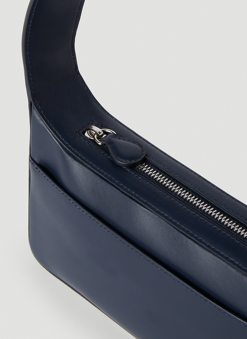 ショルダーバッグ・ポシェット Courreges 'Racer Baguette' shoulder bag Courrèges Racer Baguette Shoulder Bag | Smart Closet
