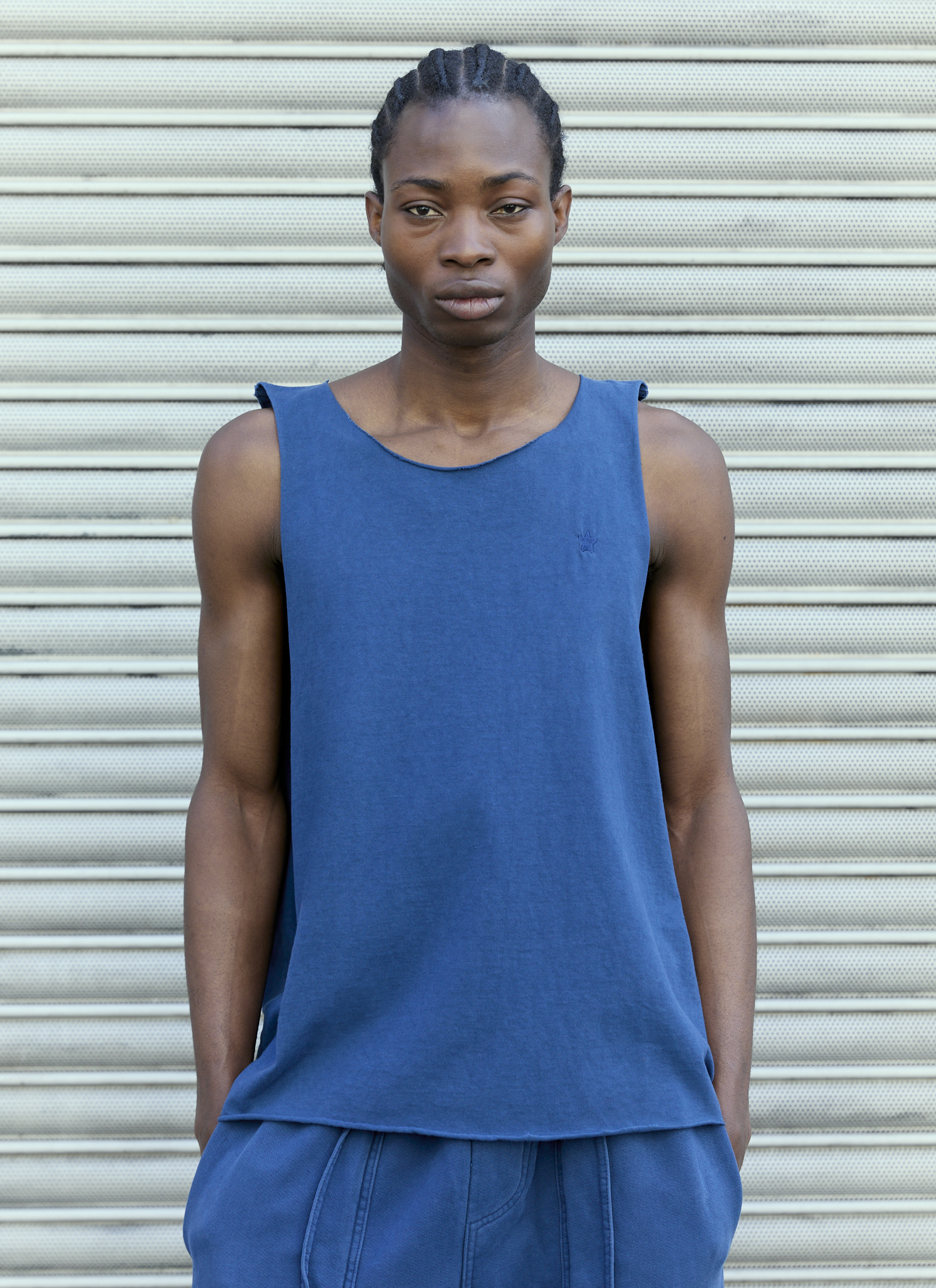 GREG ROSS Men's' Cut Off Tank Top in Blue | LN-CC®