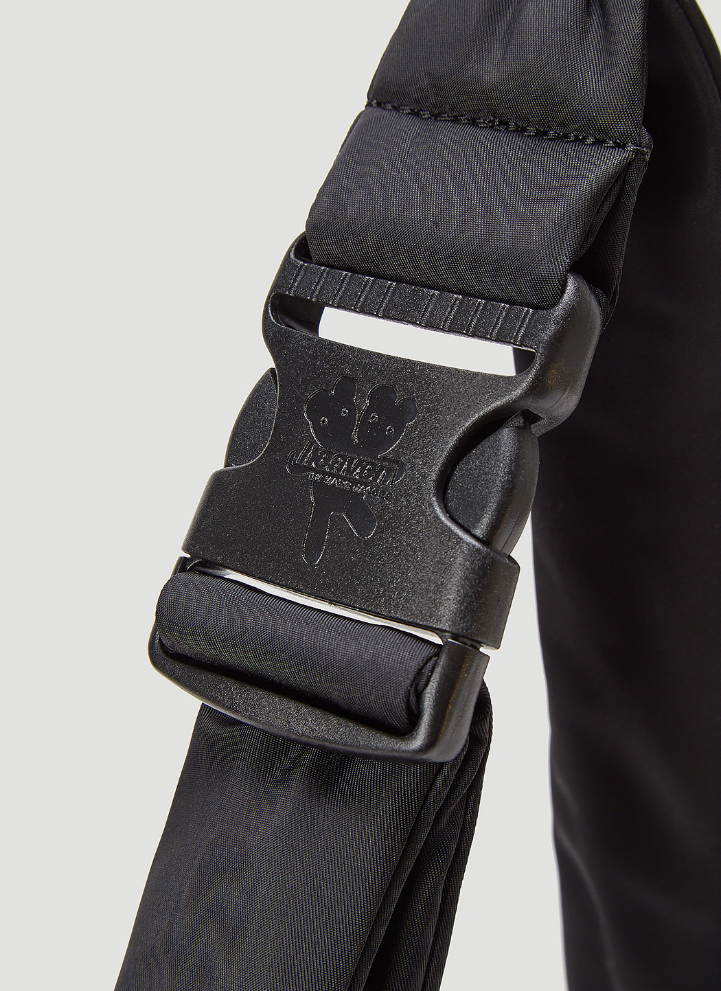 Heaven by Marc Jacobs Unisex Nylon Messenger Bag in Black LNCC