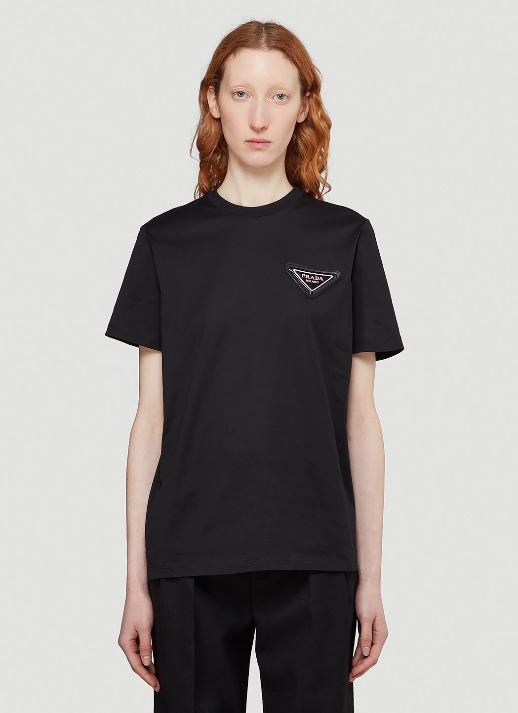 t shirt prada logo