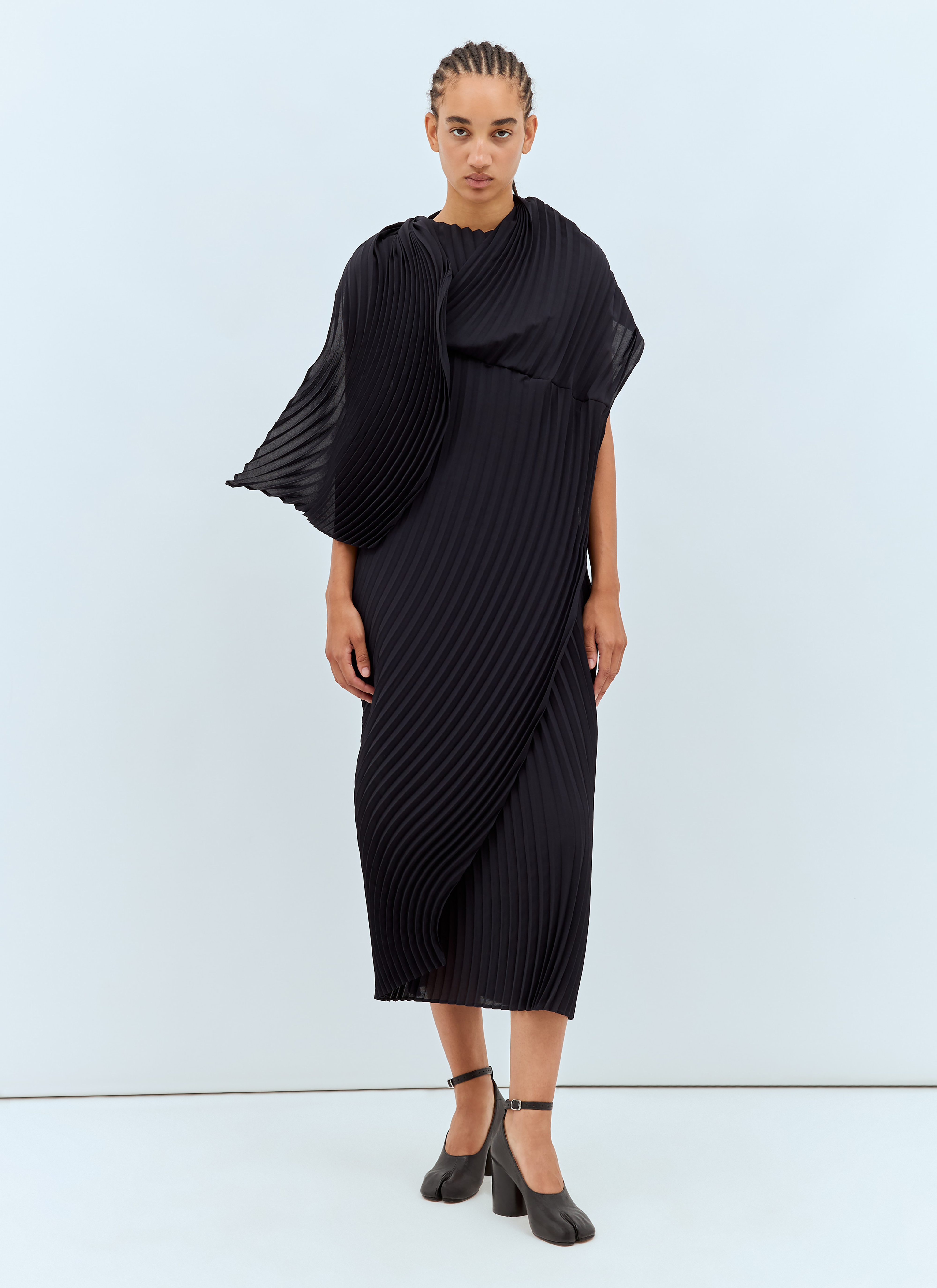Issey Miyake Wrapped Pleats Dress en Navy pour femme | LN-CC®